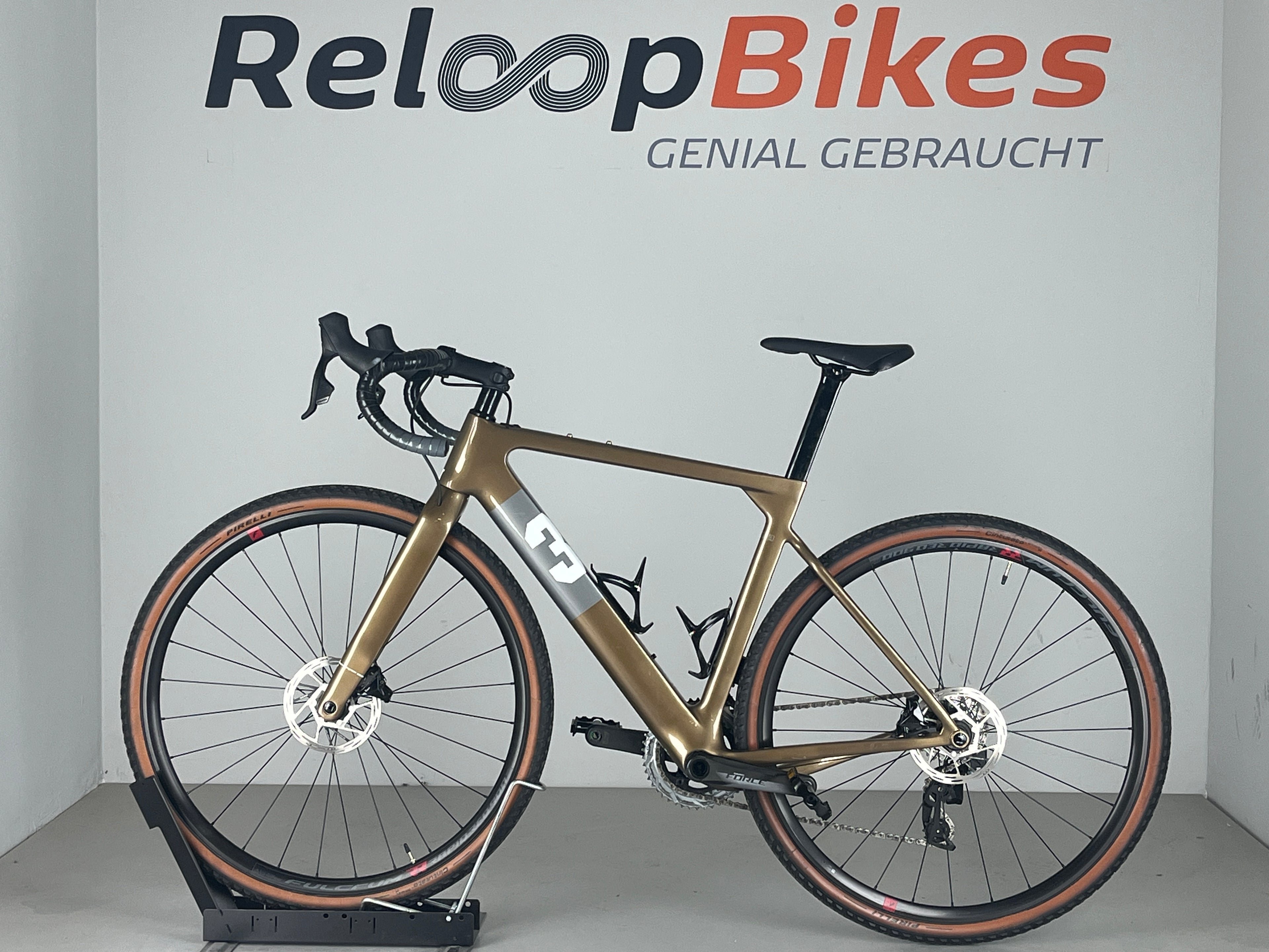 3T Exploro Team Rival AXS