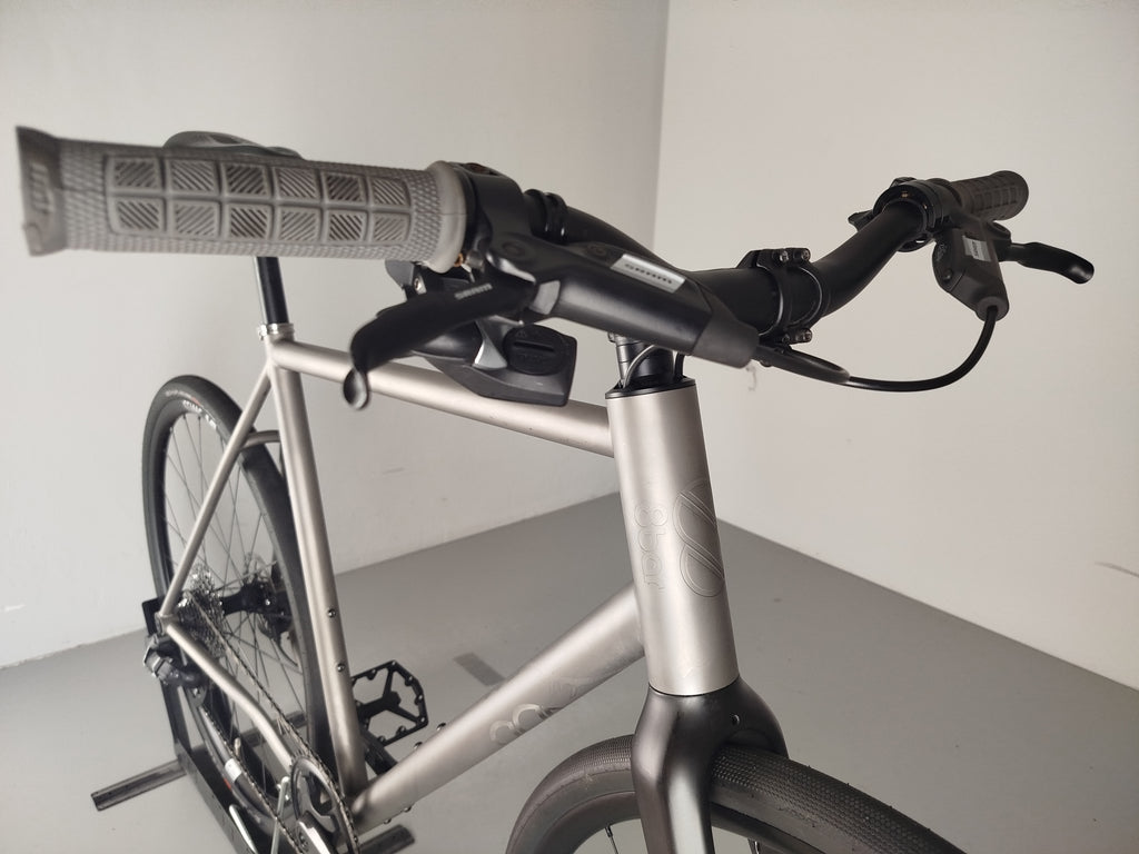 8bar MITTE TI