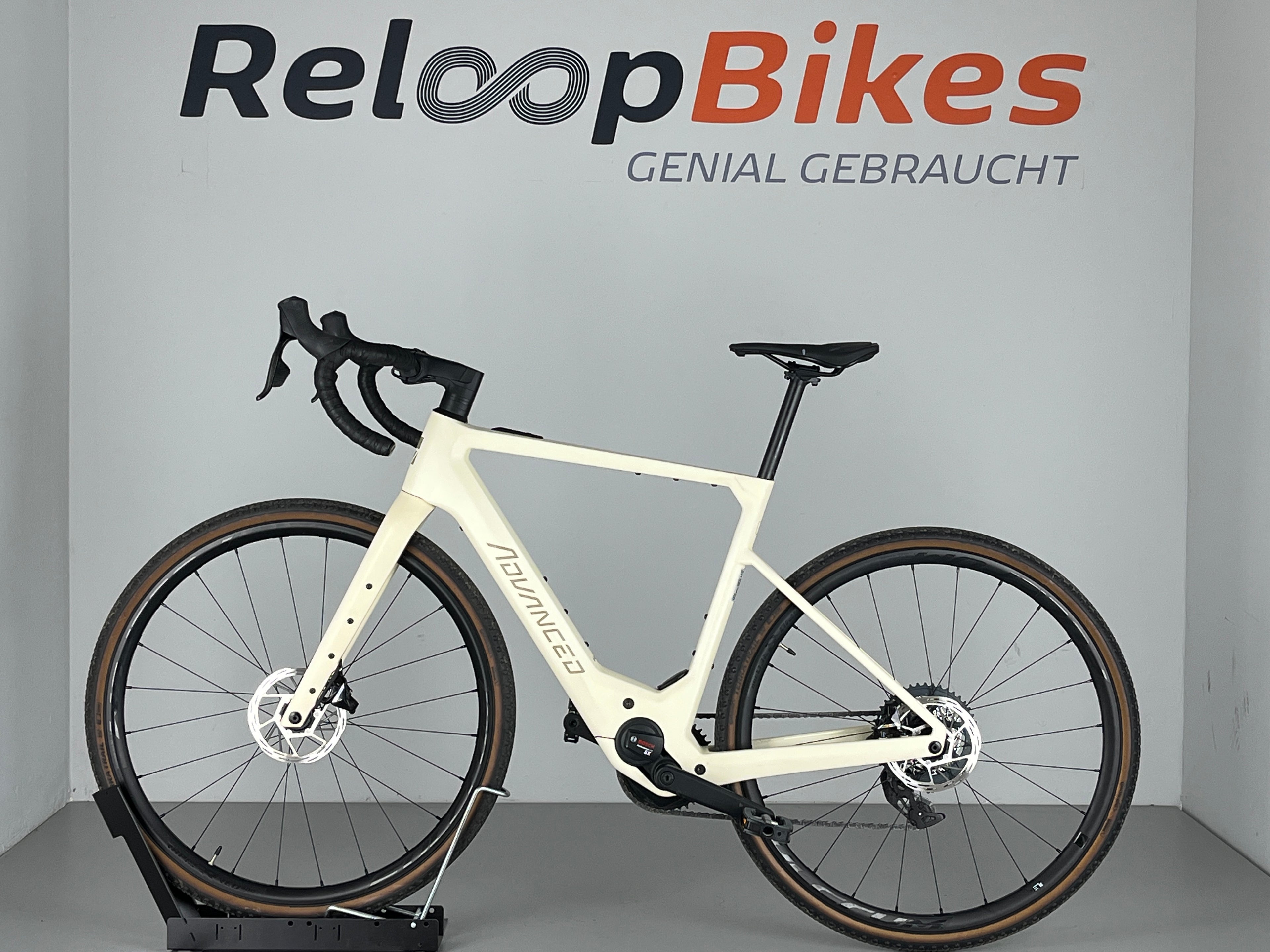 ADVANCED OFFROAD Pro Gravel CF