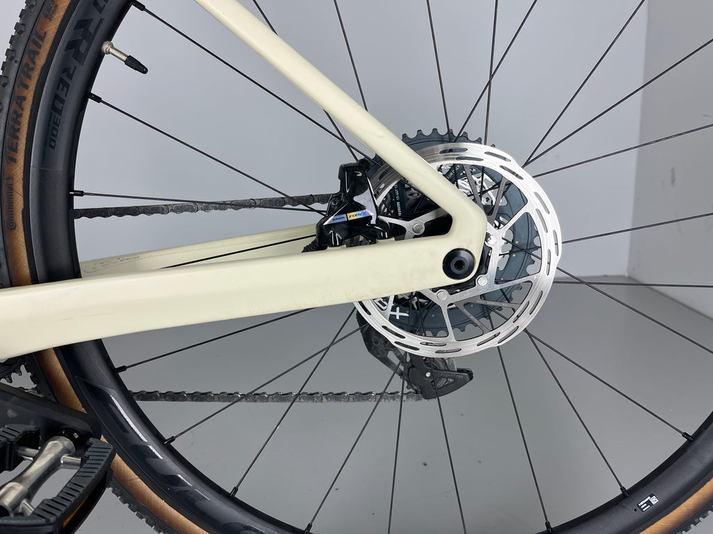 ADVANCED OFFROAD Pro Gravel CF