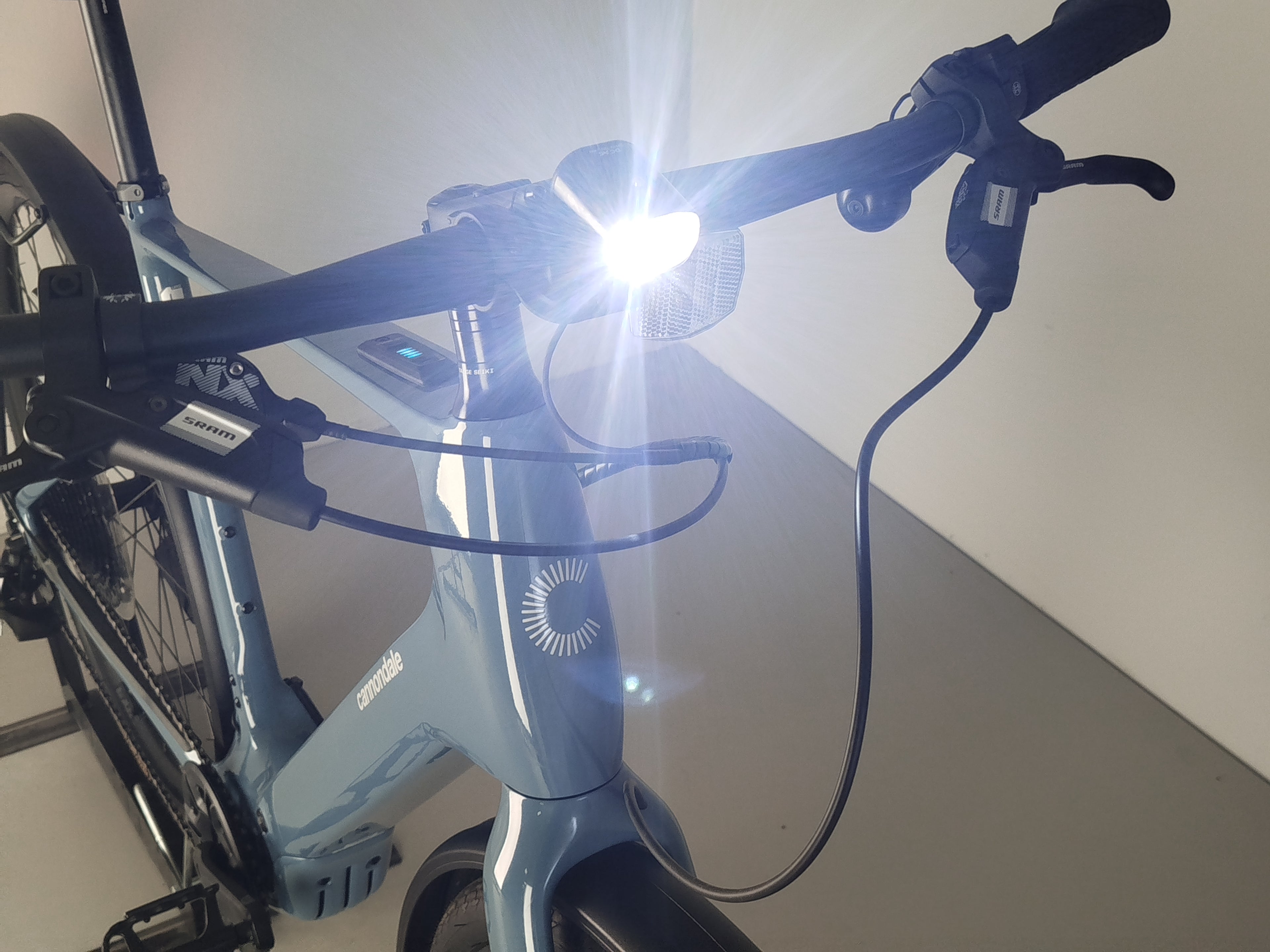 Cannondale Tesoro Neo Carbon 2