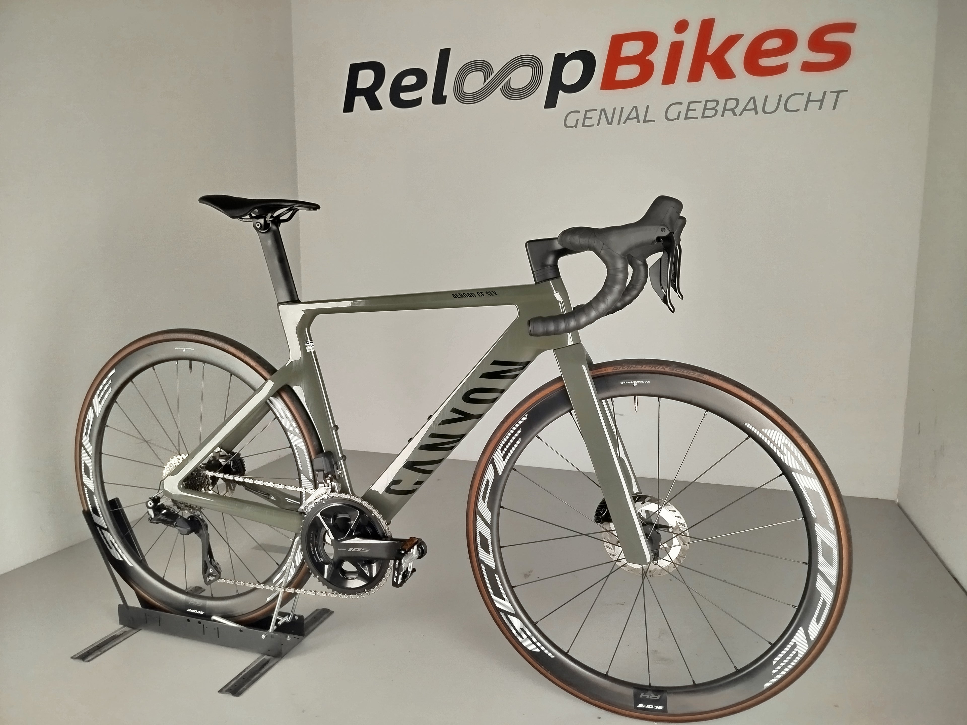 Canyon Aeroad CF SLX 7