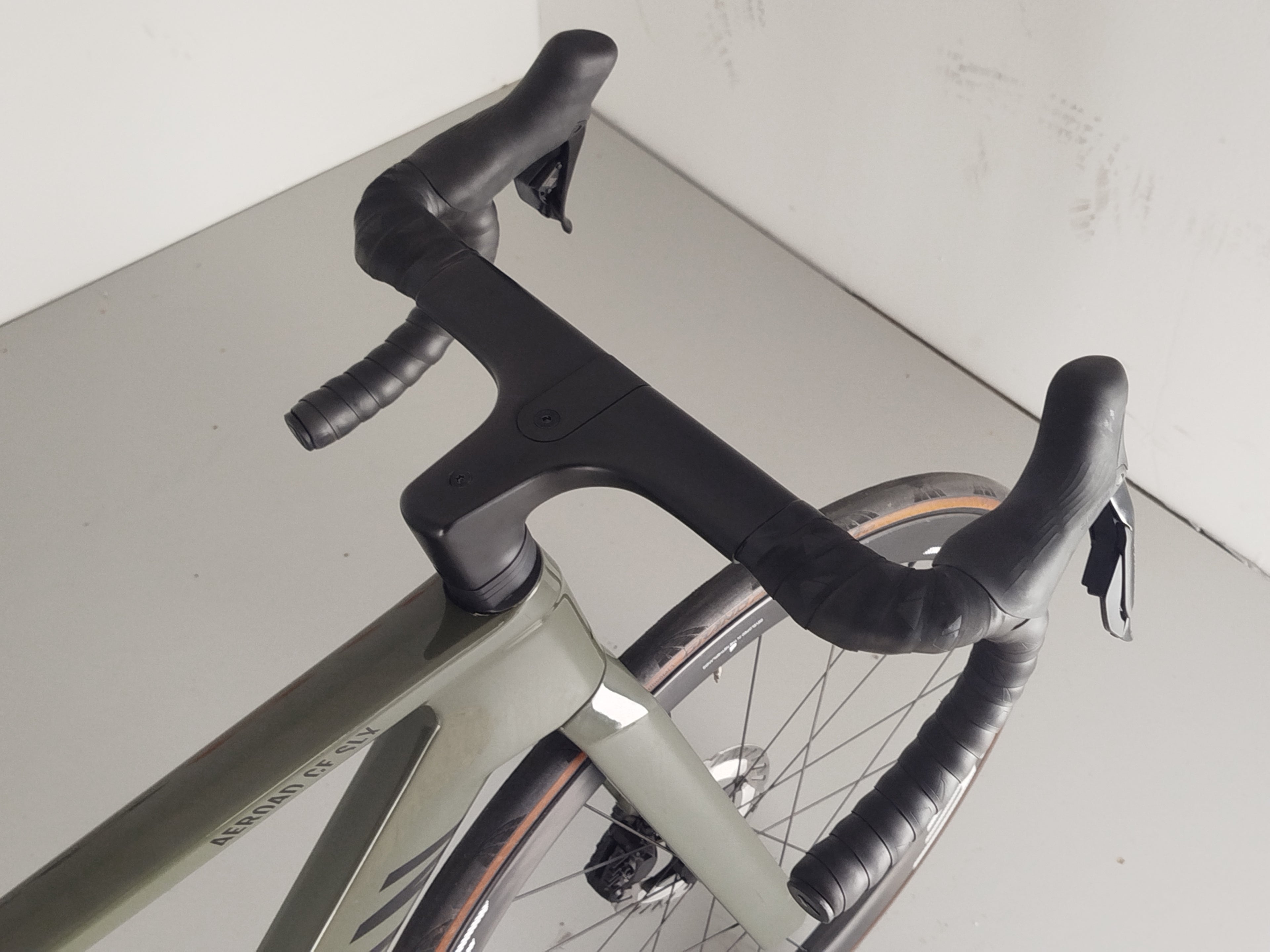 Canyon Aeroad CF SLX 7