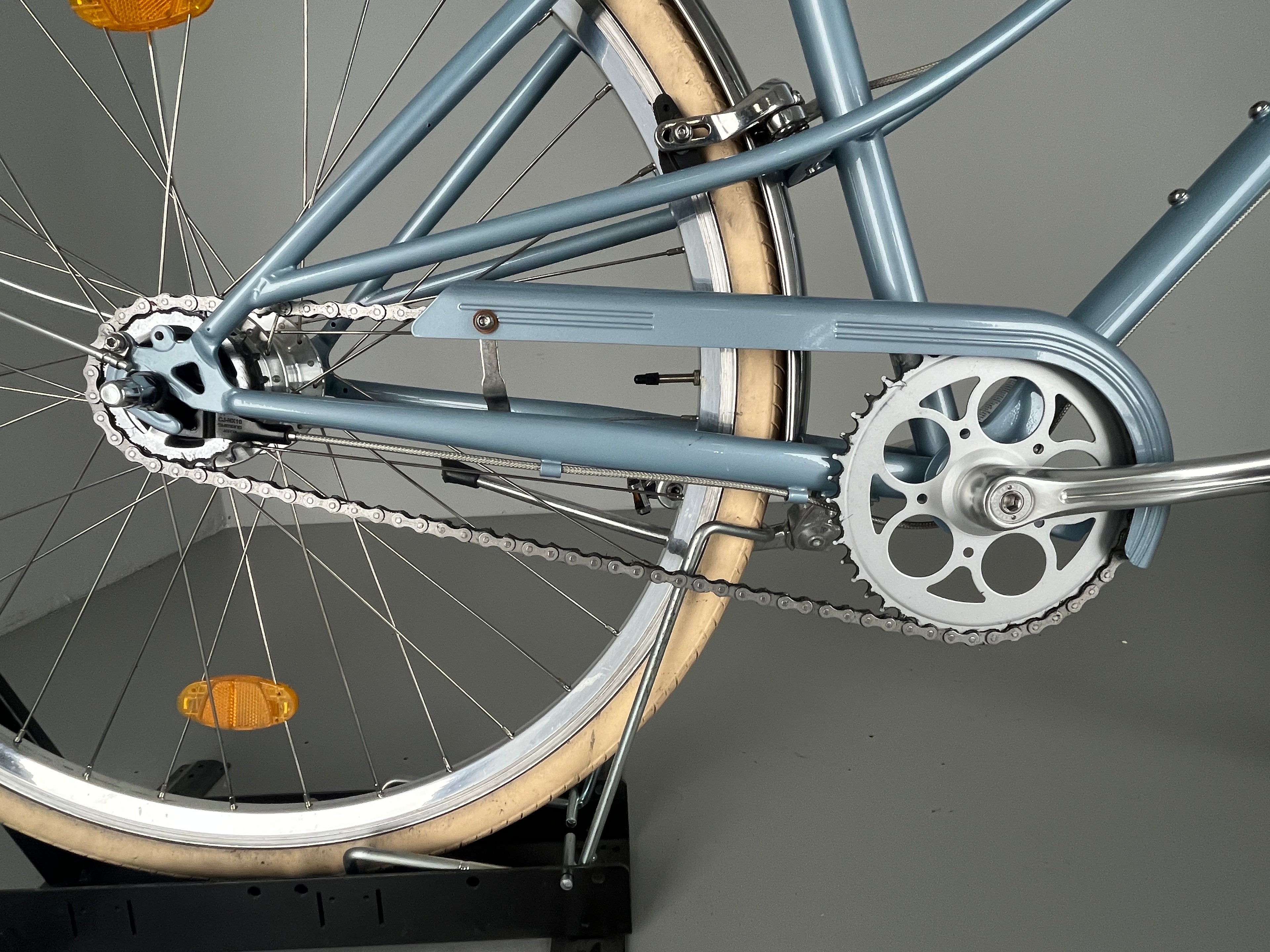 Creme Cycles Caferacer