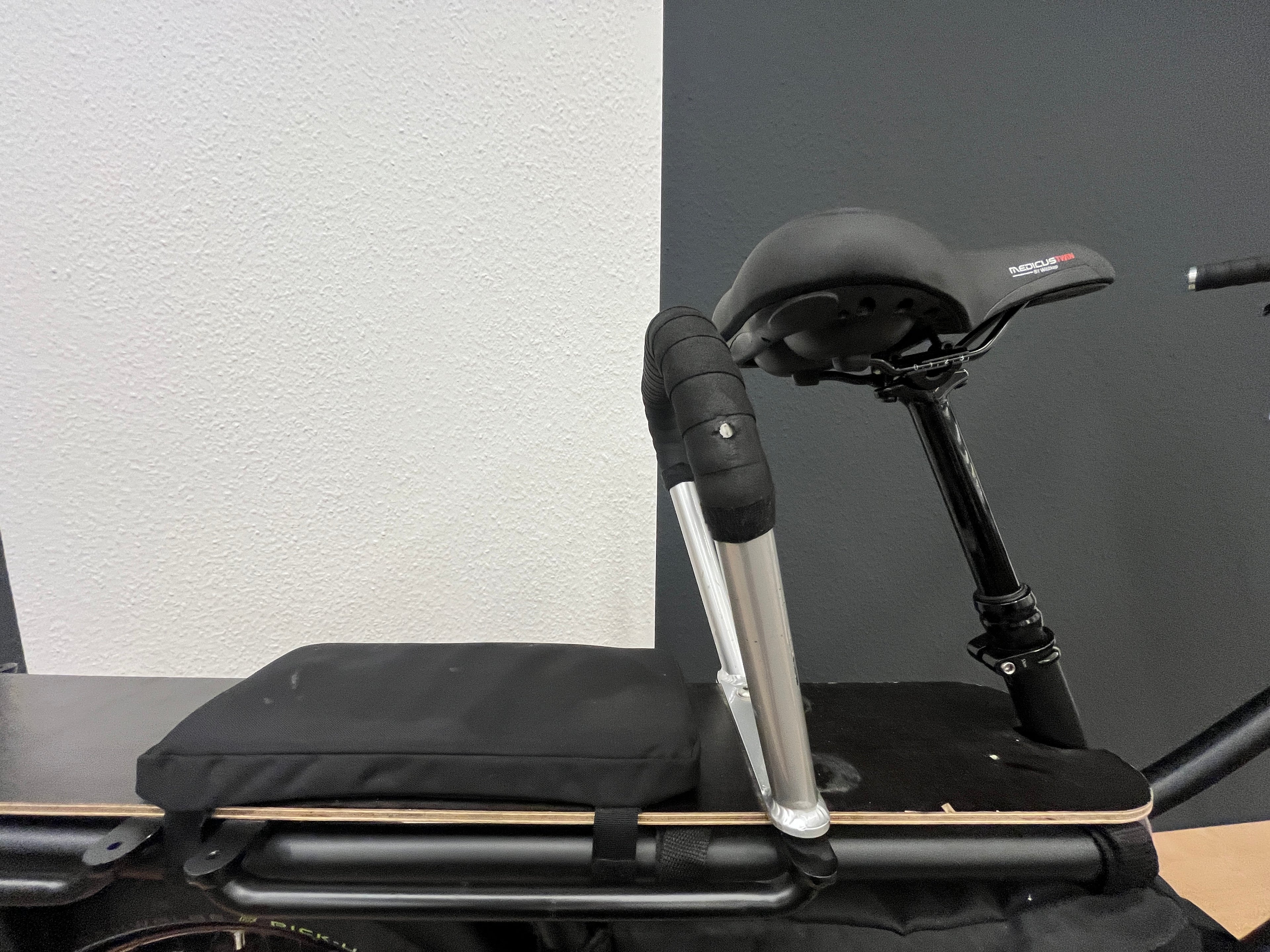 Creme Cycles Happy wagon