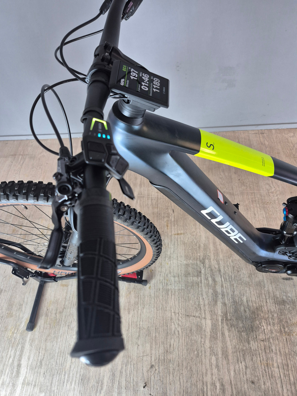 Cube Hybrid 140 SLX 750