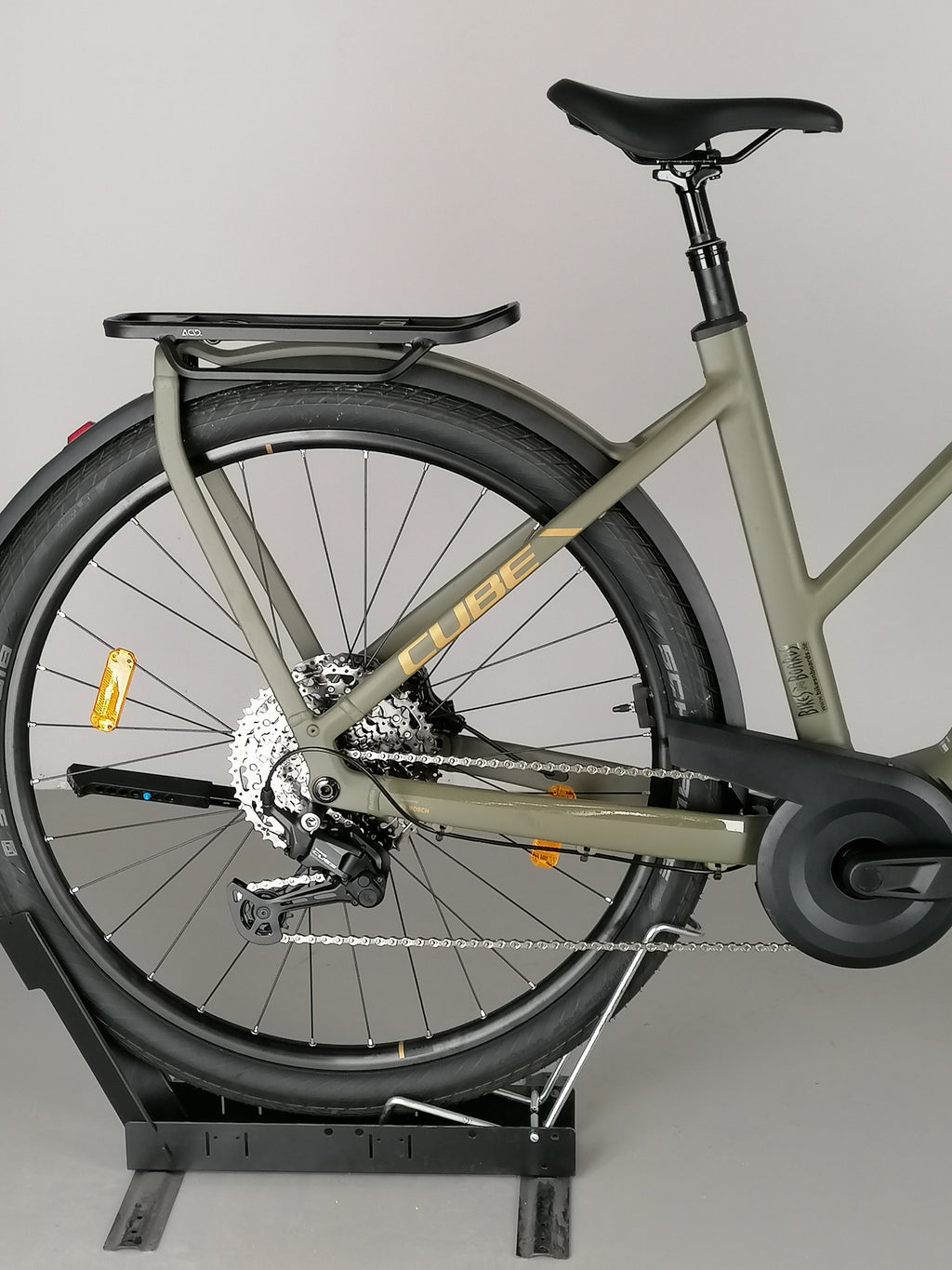 Cube Kathmandu Hybrid Pro 800