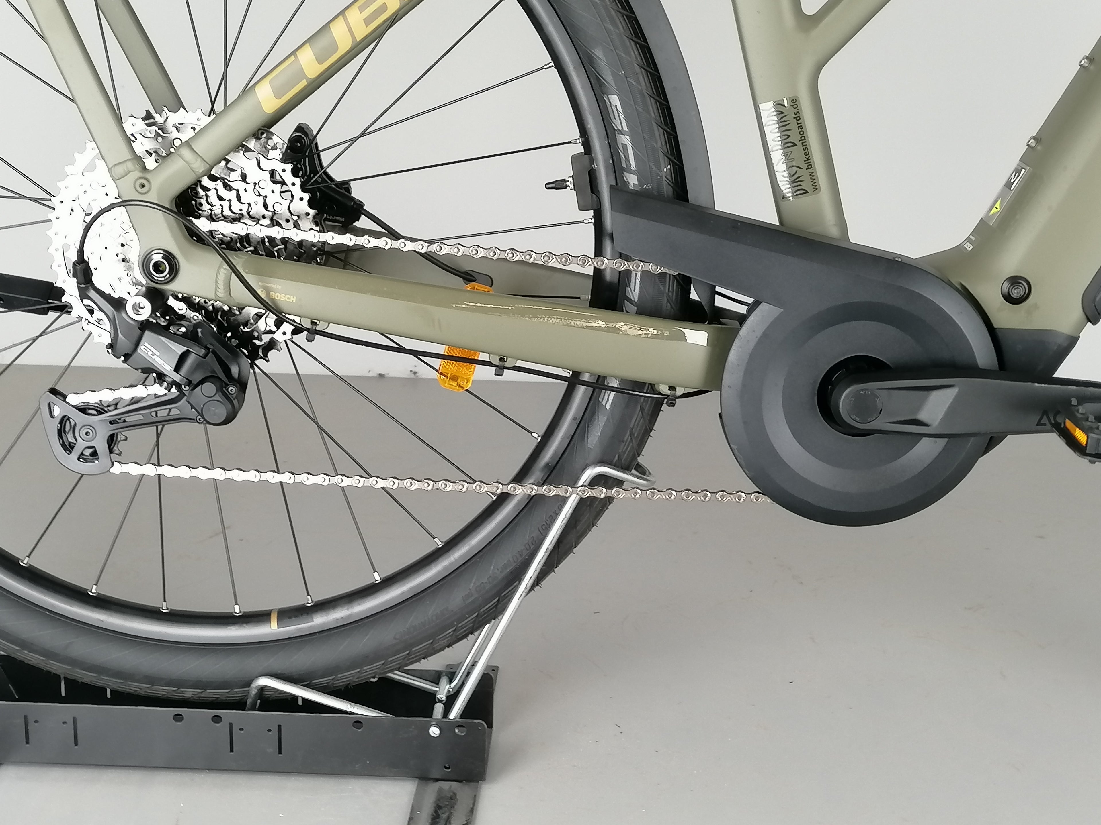 Cube Kathmandu Hybrid Pro 800