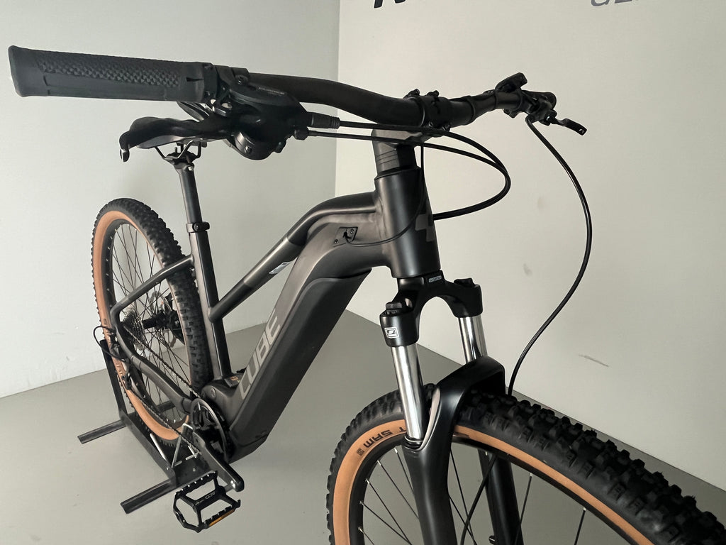 Cube Reaction Hybrid Performance 500
