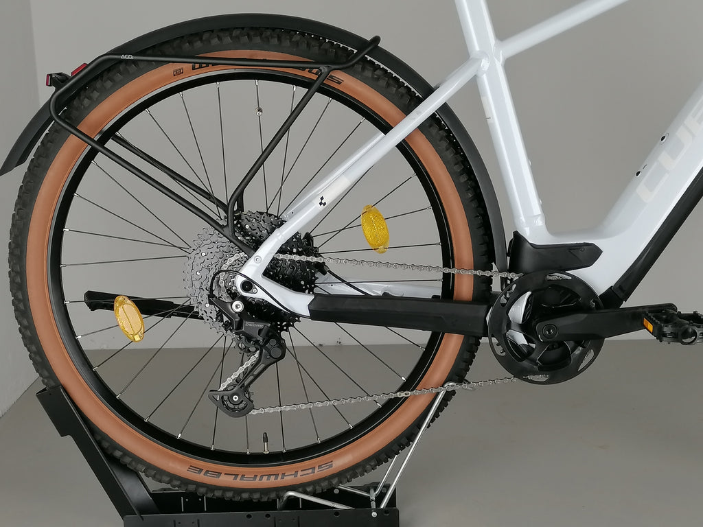 Cube Reaction Hybrid Pro