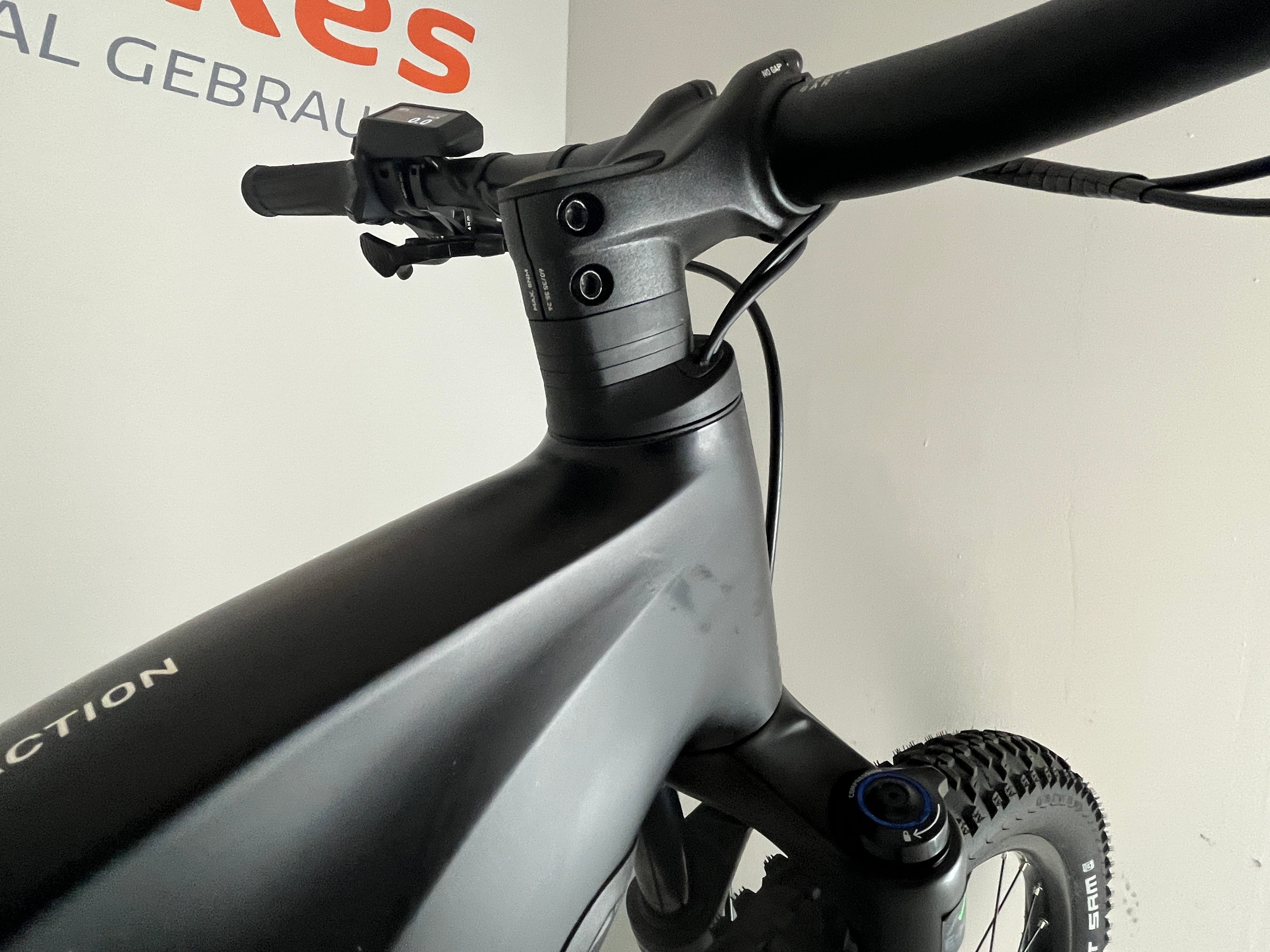Cube Reaction Hybrid Race 800