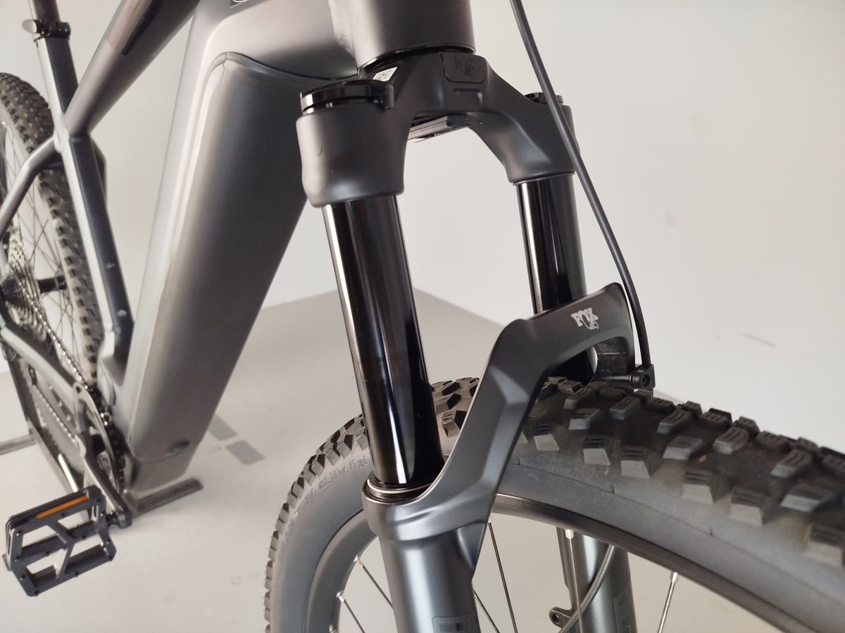 Cube Reaction Hybrid SLX 750
