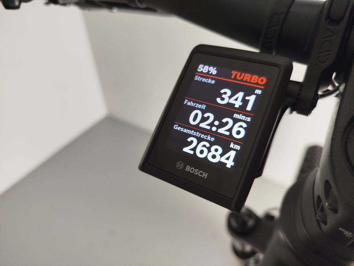 Cube Reaction Hybrid SLX 750