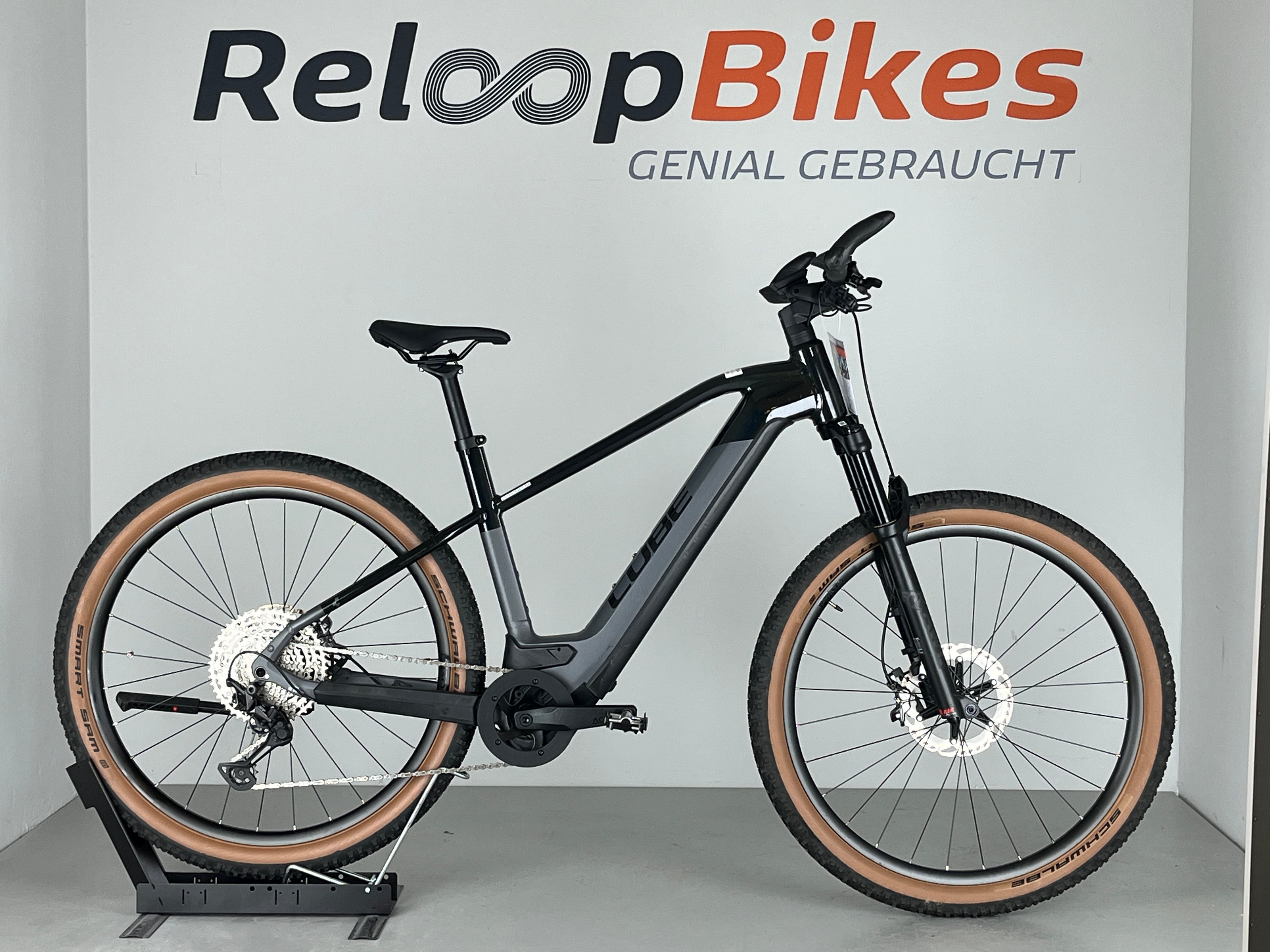 CUBE Reaction Hybrid SLT 750