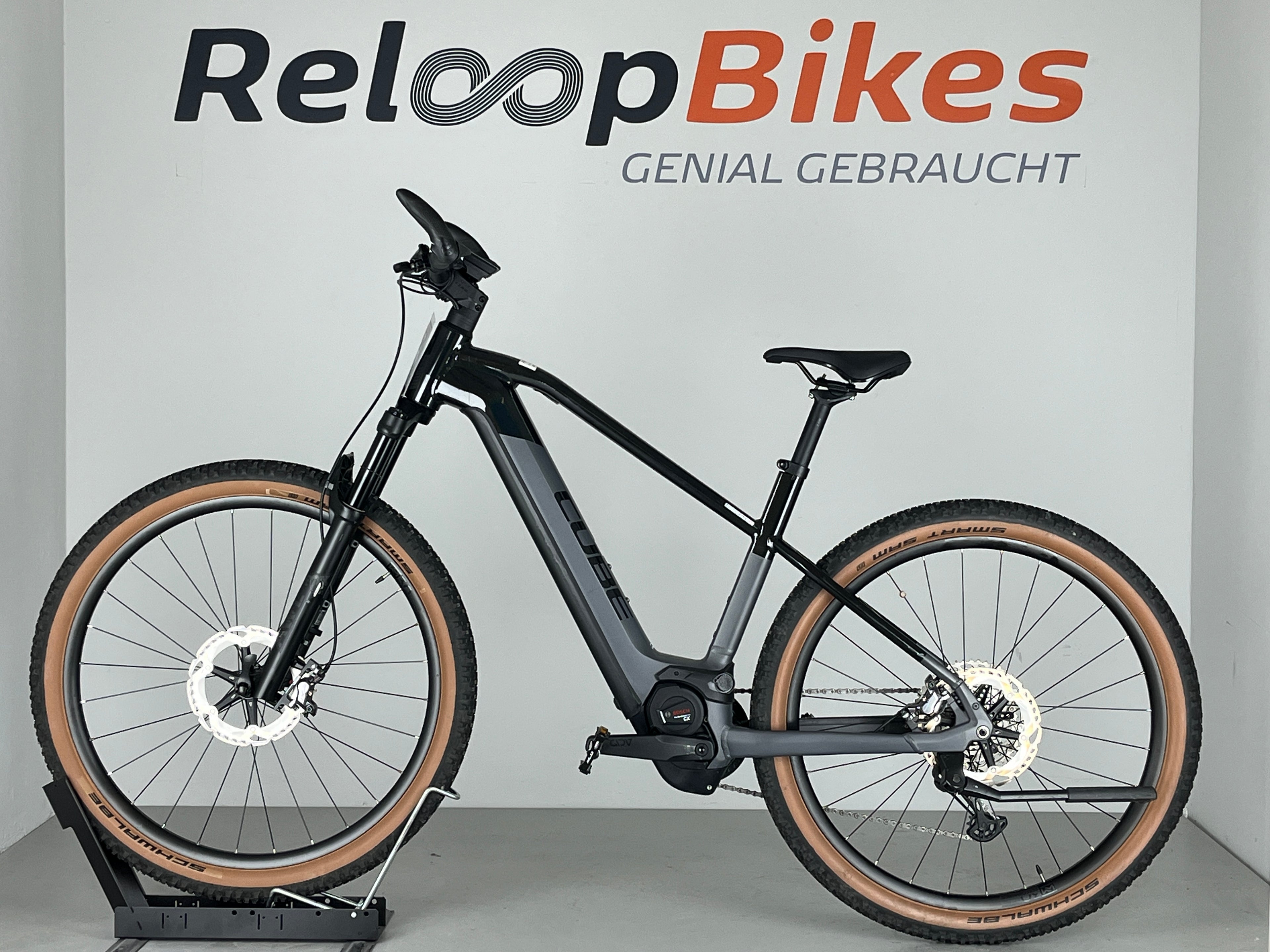 CUBE Reaction Hybrid SLT 750