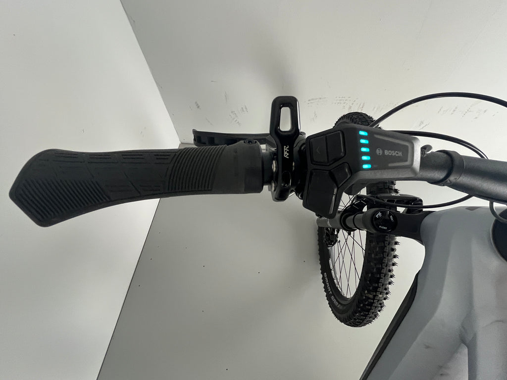 Cube Stereo Hybrid 120 Race 750