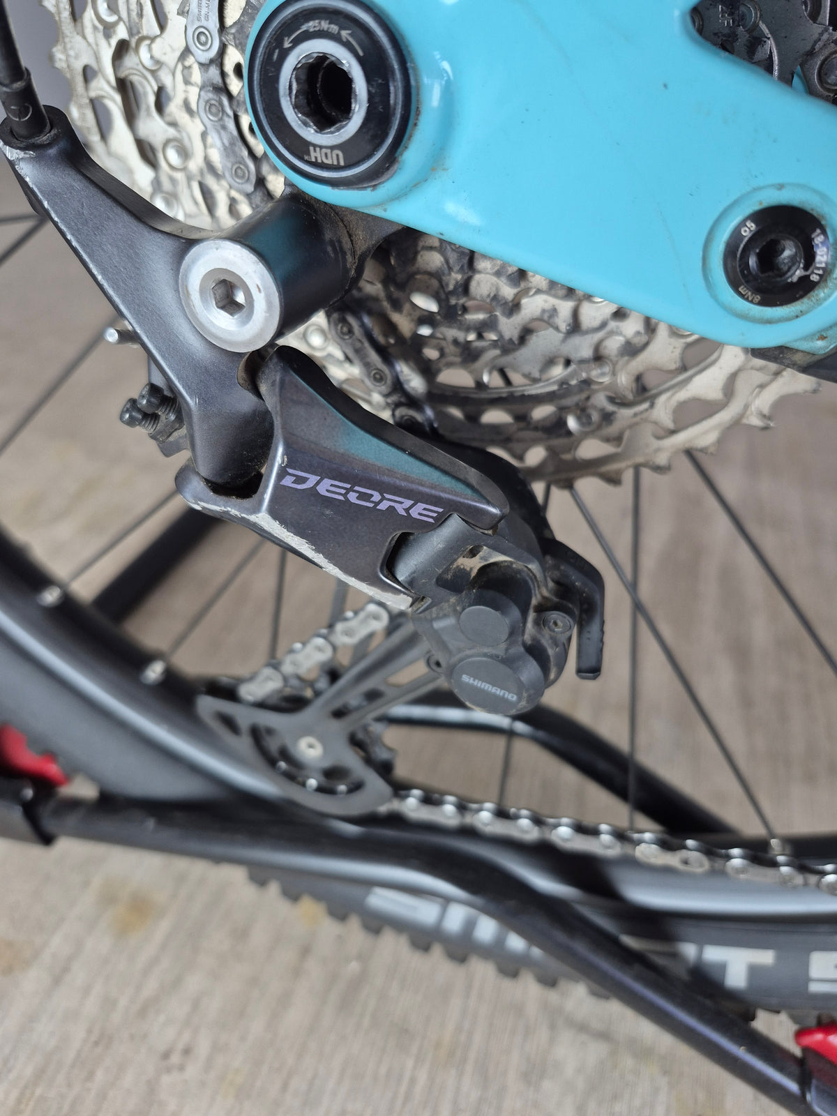 CUBE Stereo Hybrid 160 HPC Race 750