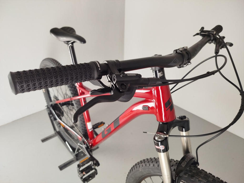 GT Avalanche Elite