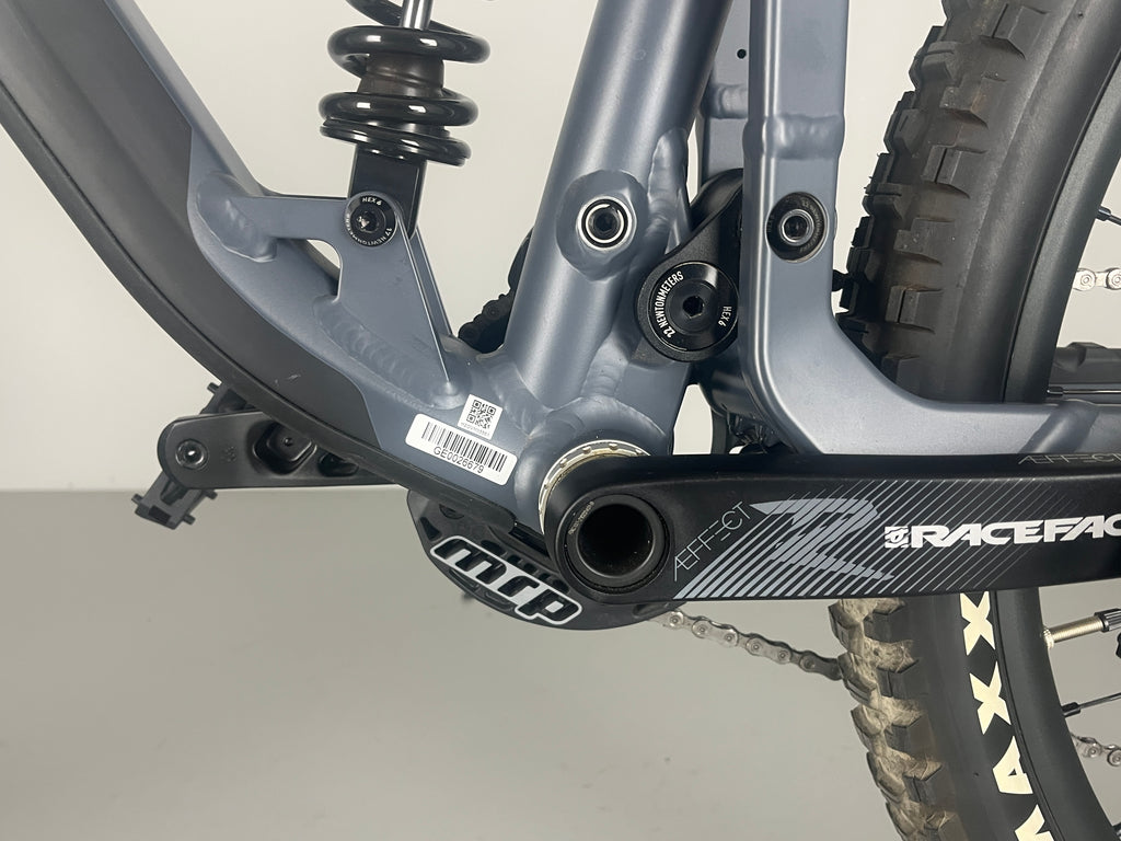 Ghost Riot Enduro Full Party