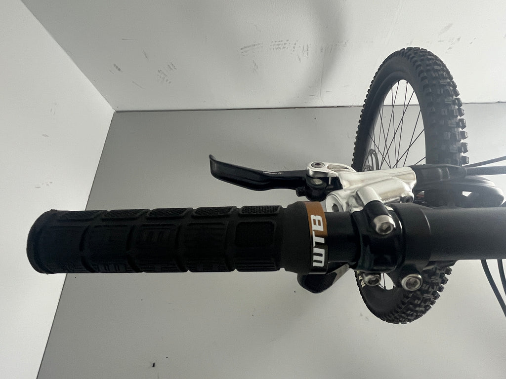 Ghost Riot Enduro Full Party