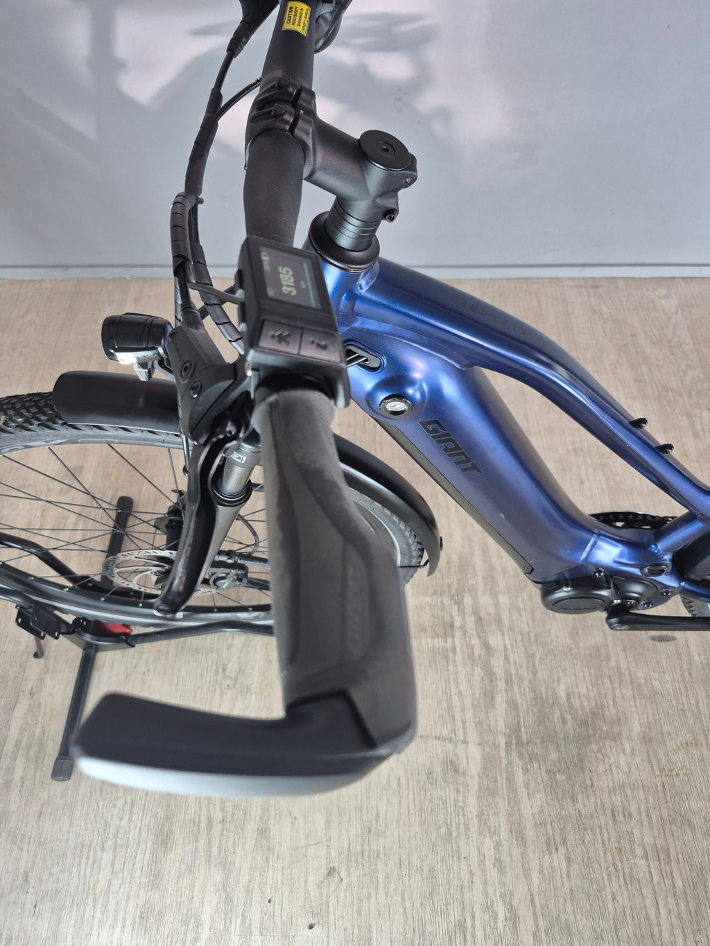 Giant Explore E+ 2 RC Dash