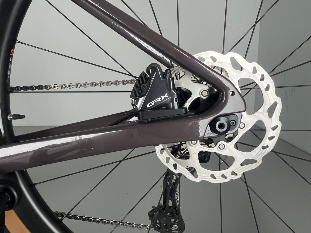 Giant Revolt Advanced Pro 0