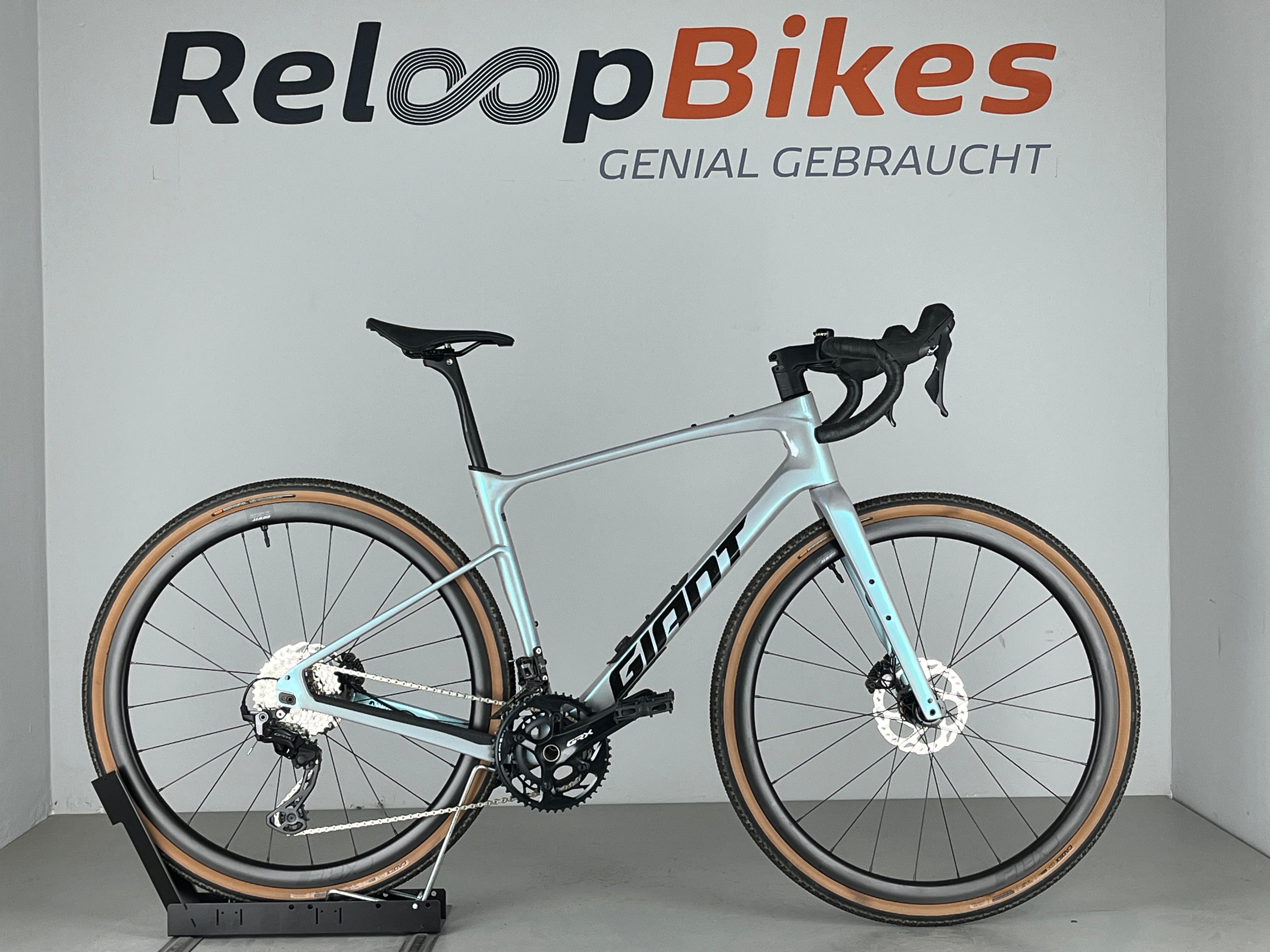 GIANT Revolt Advanced 0