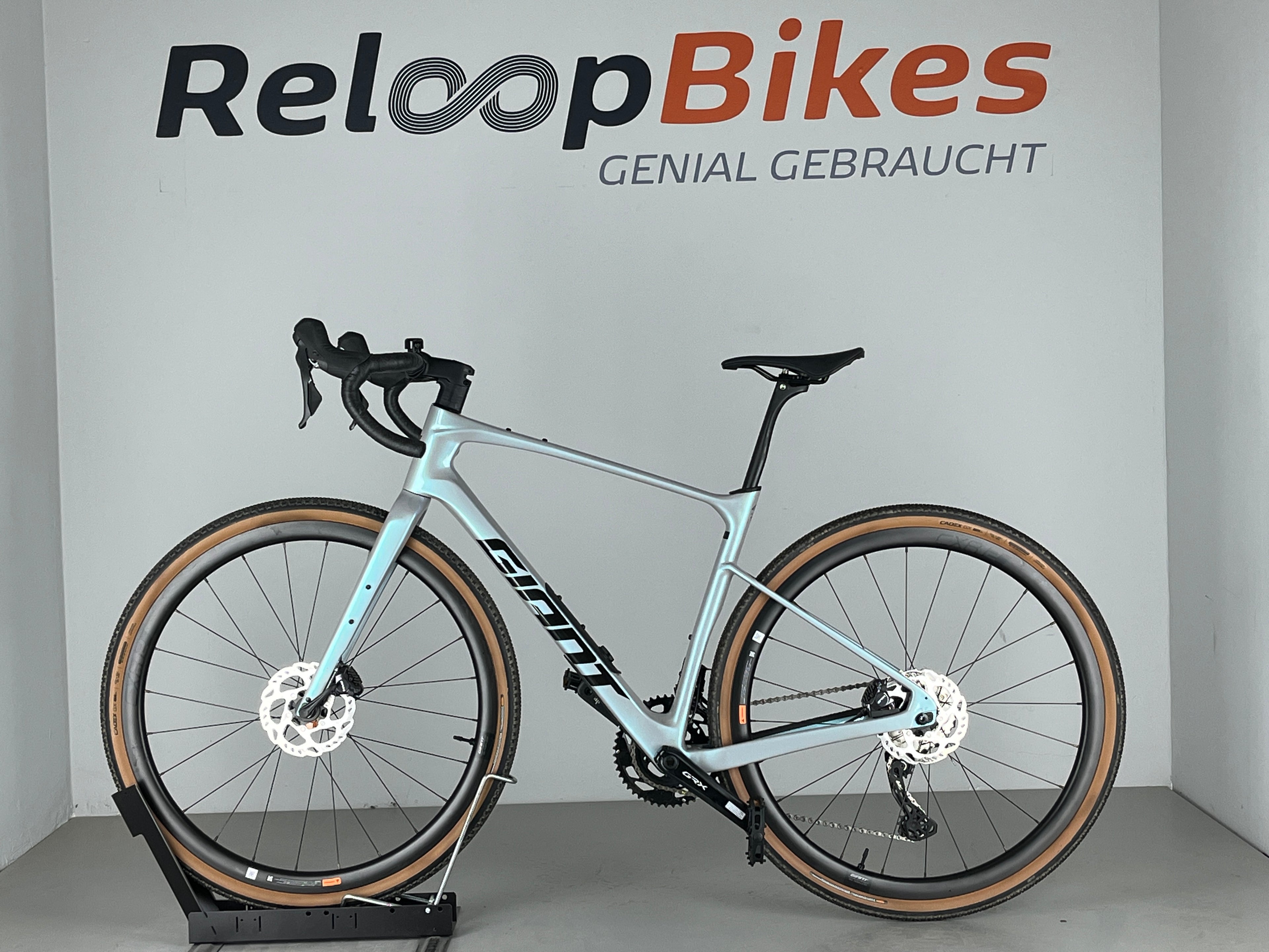 GIANT Revolt Advanced 0