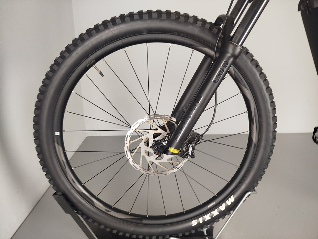 Giant Stance E+EX