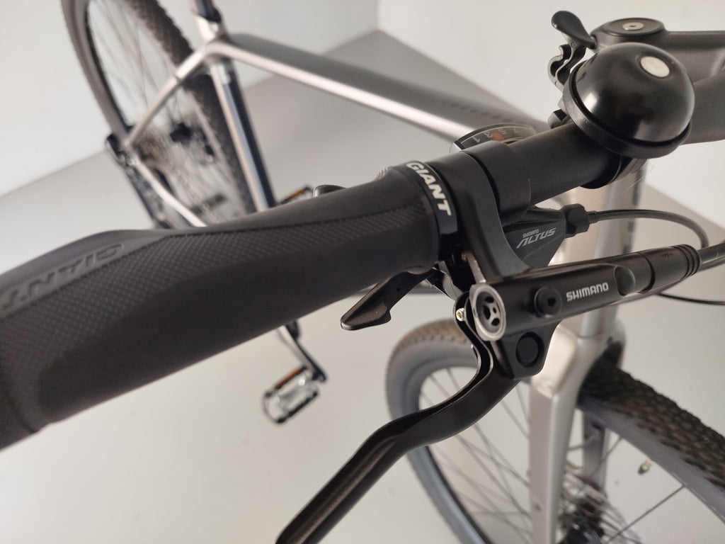 GIANT ToughRoad SLR 2