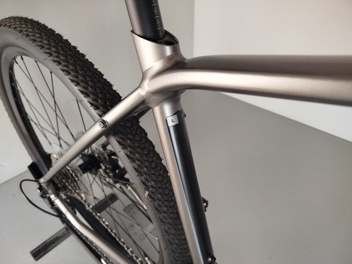 GIANT ToughRoad SLR 2