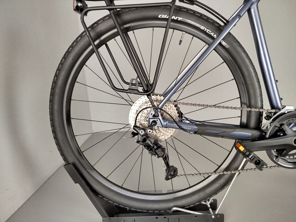 GIANT ToughRoad SLR 1