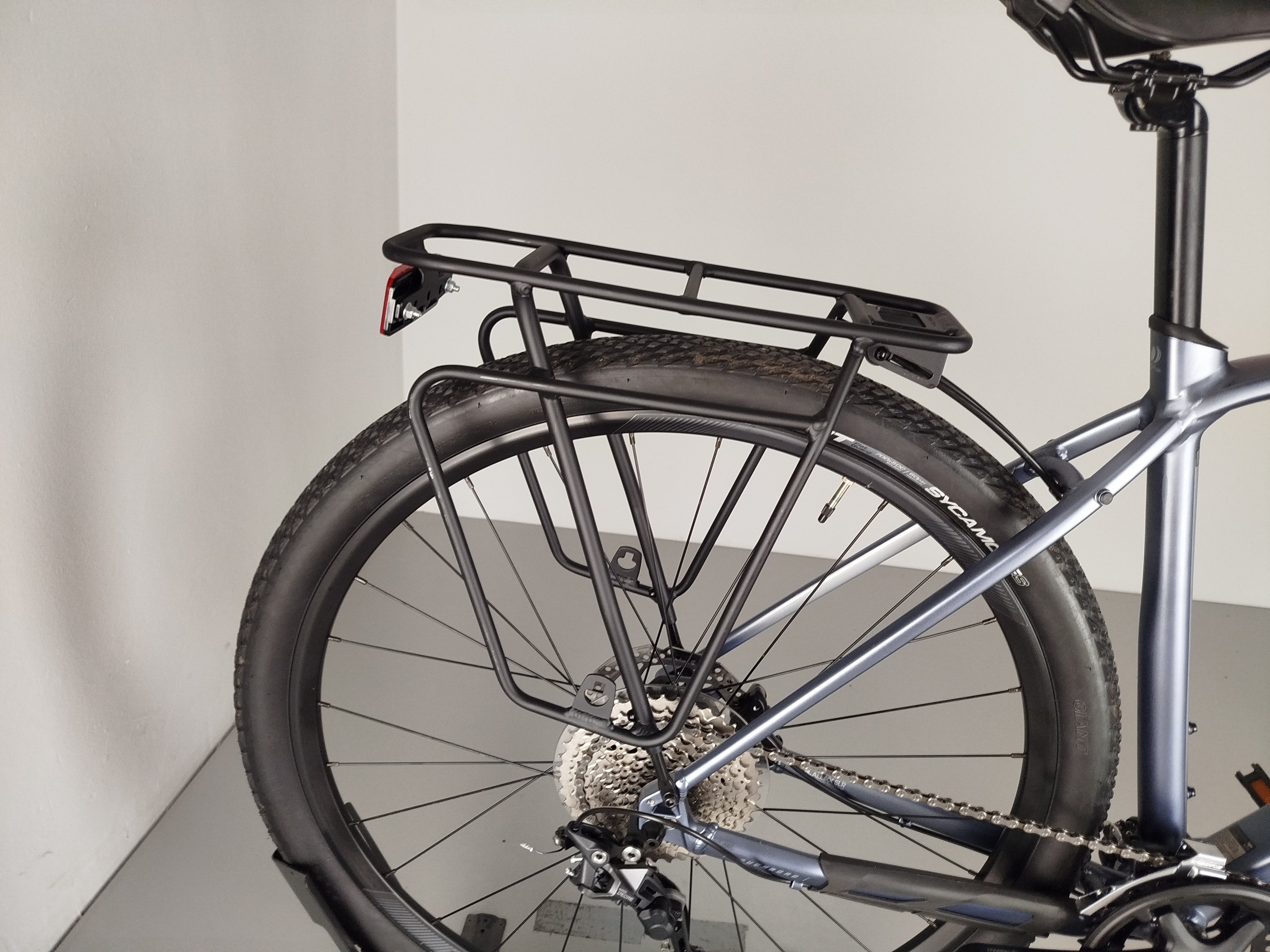 GIANT ToughRoad SLR 1