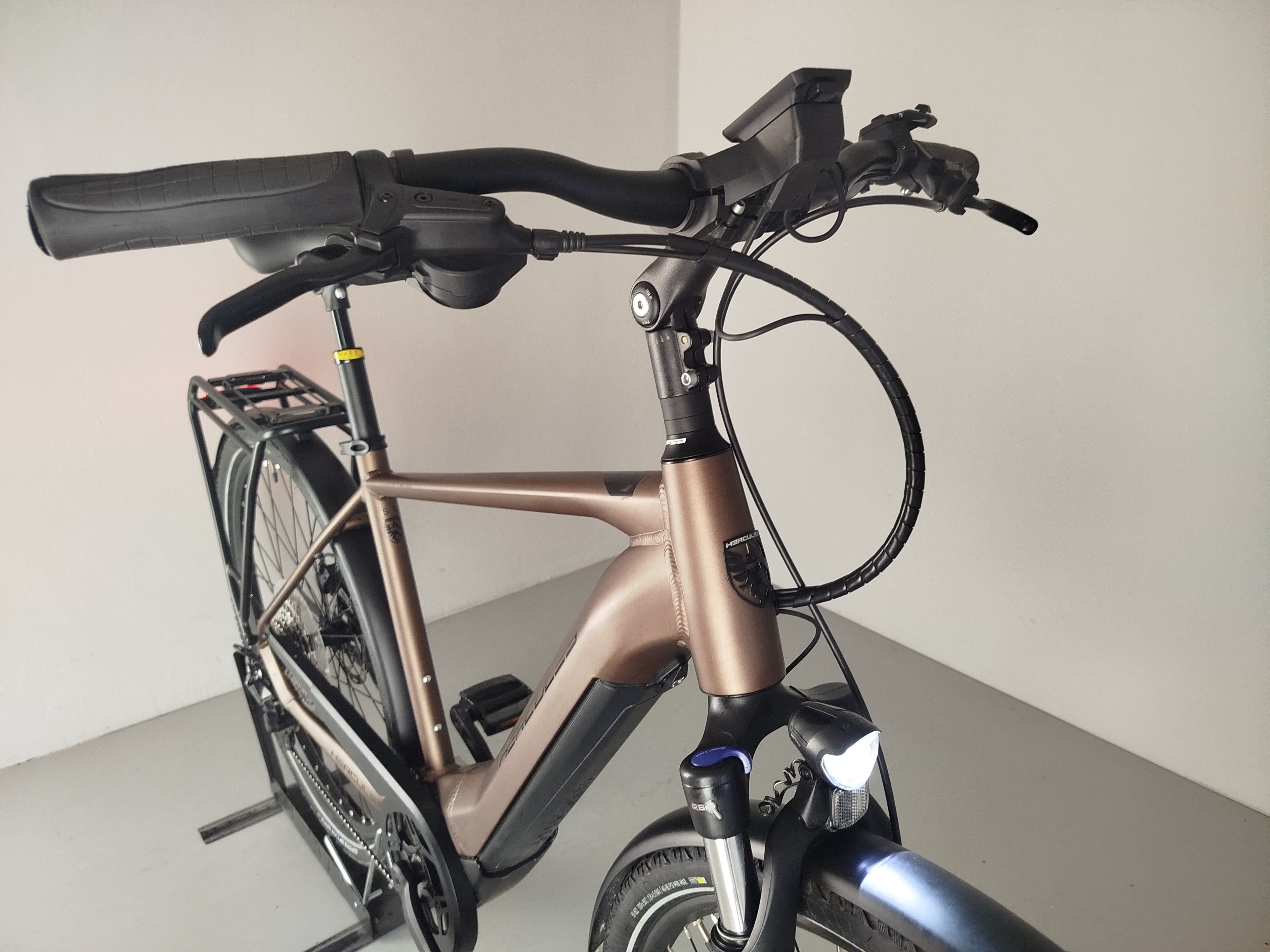 Hercules Pasero Sport I-10