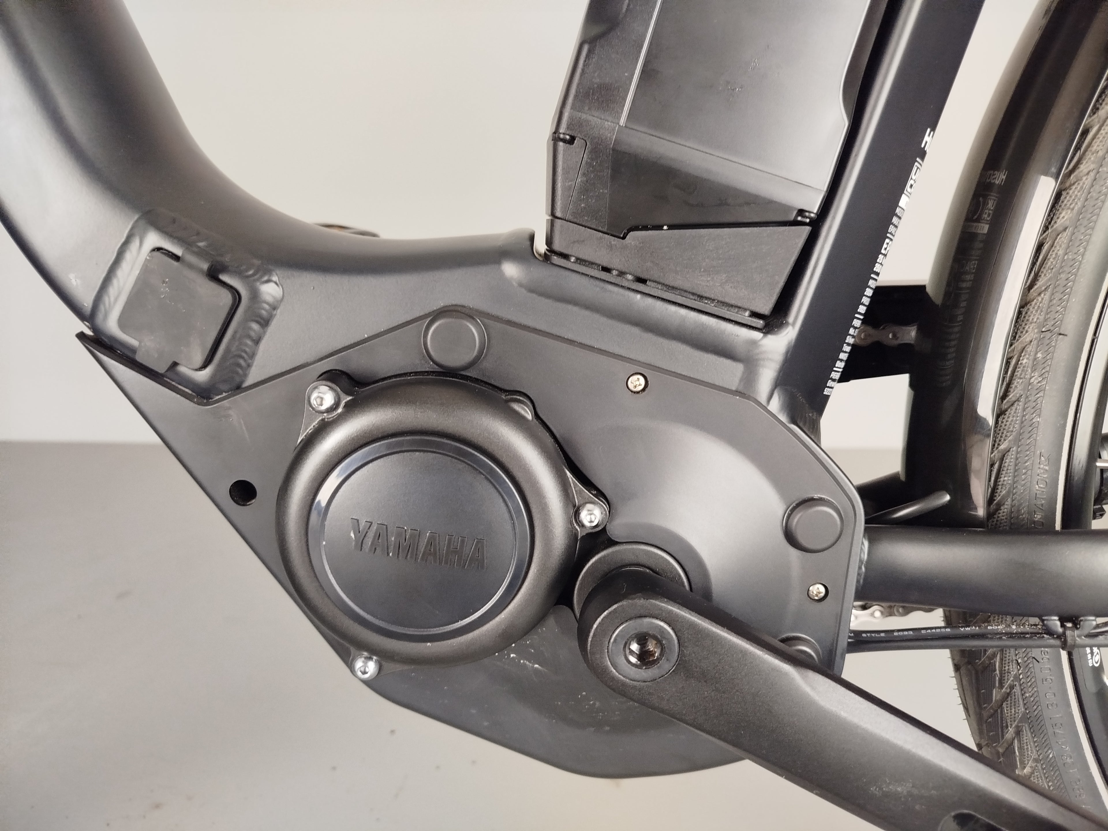Husqvarna E-Bicycles Grand City Y2 CB