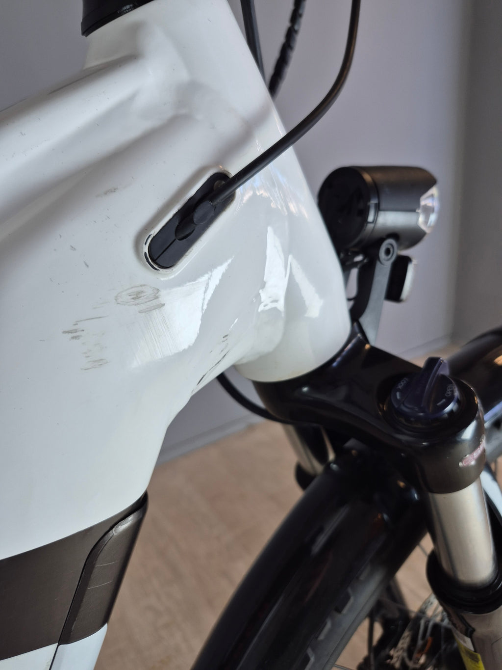 HUSQVARNA Cross Tourer 4