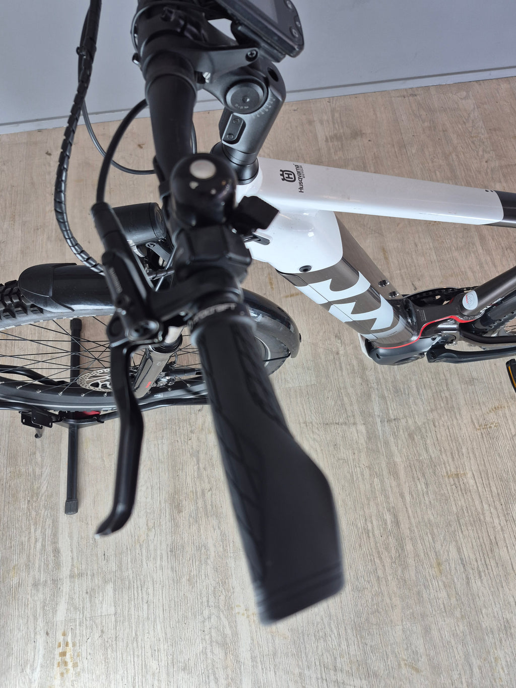 HUSQVARNA Cross Tourer 4