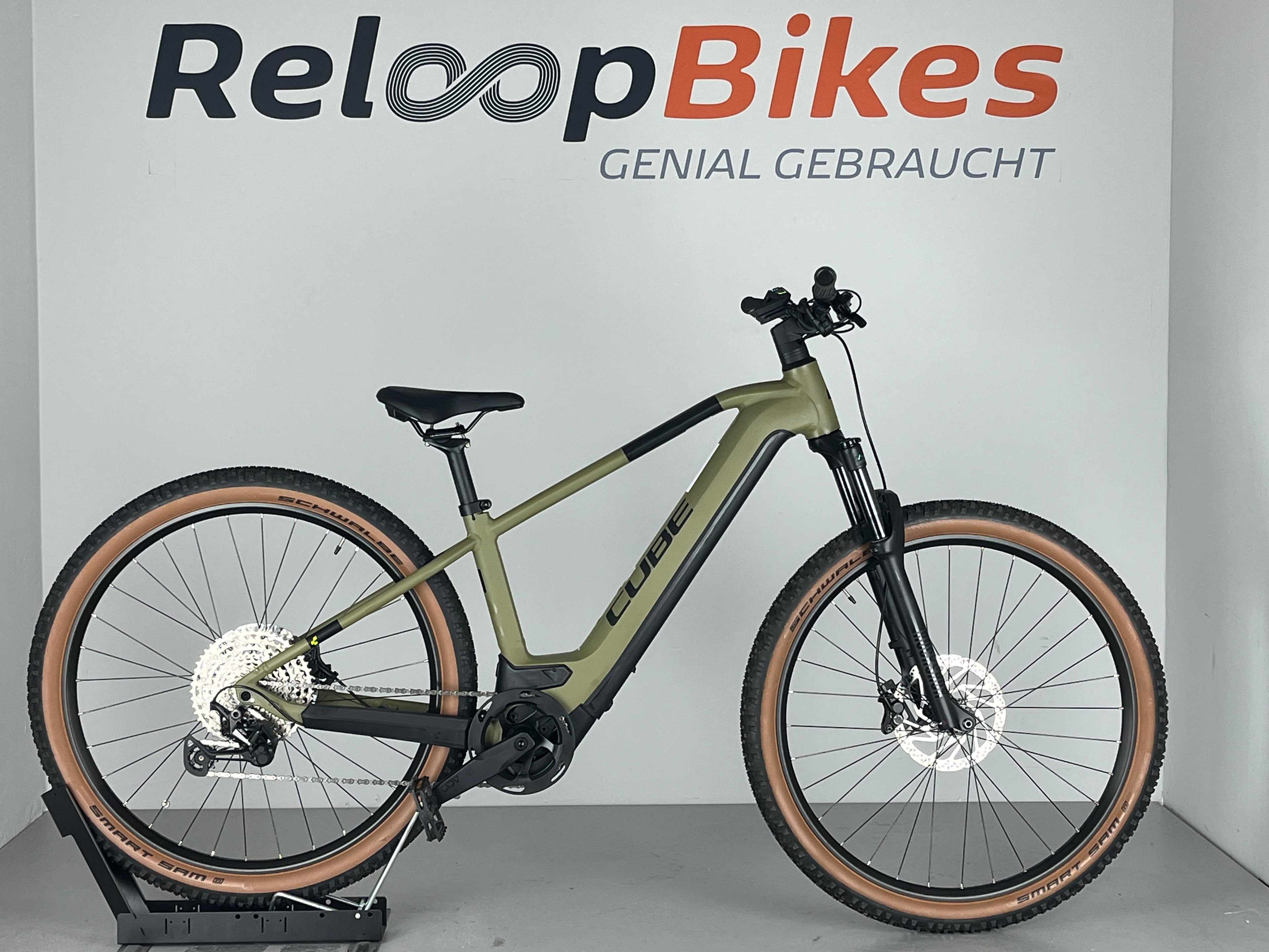 Cube Reaction Hybrid Race 750