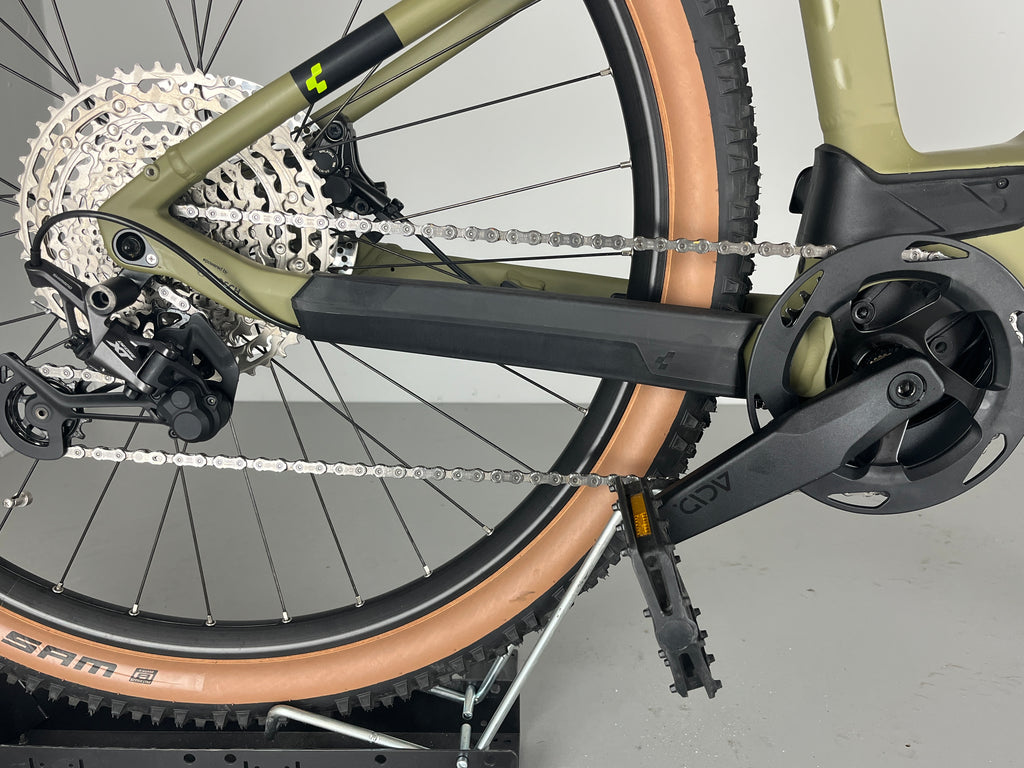 Cube Reaction Hybrid Race 750