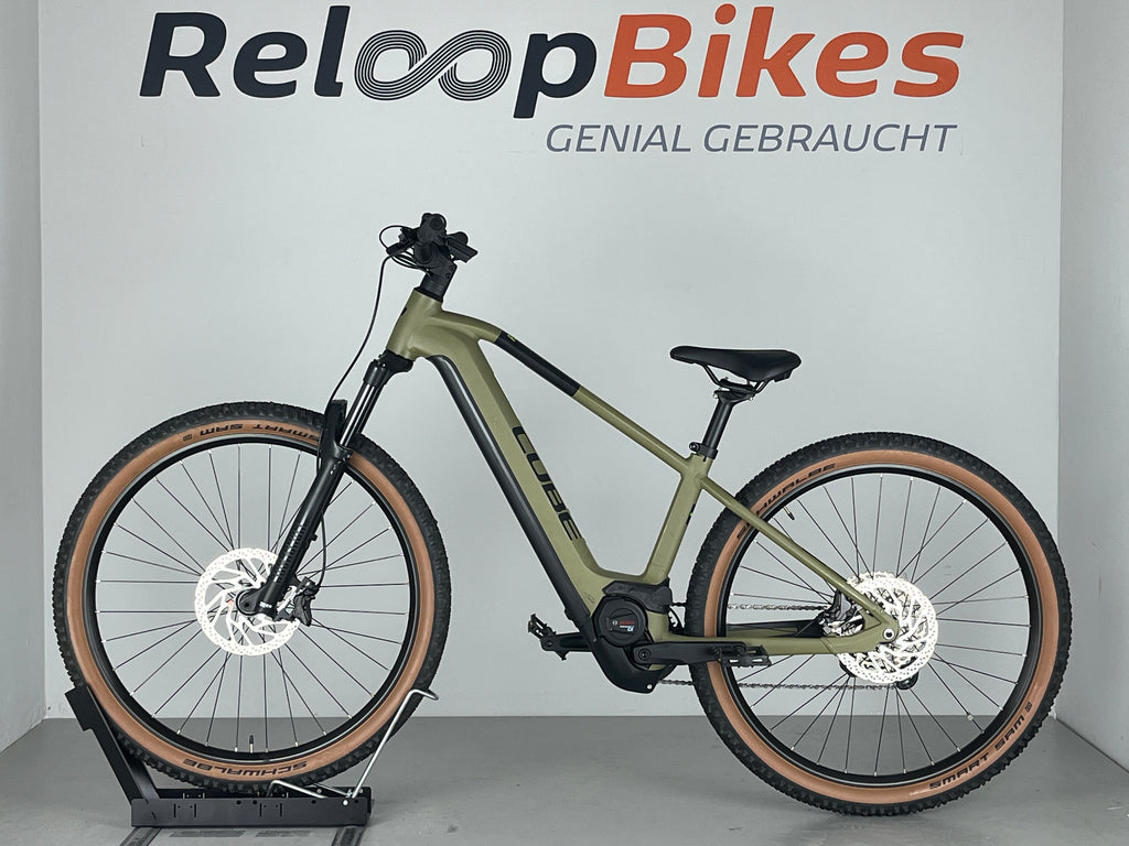 Cube Reaction Hybrid Race 750