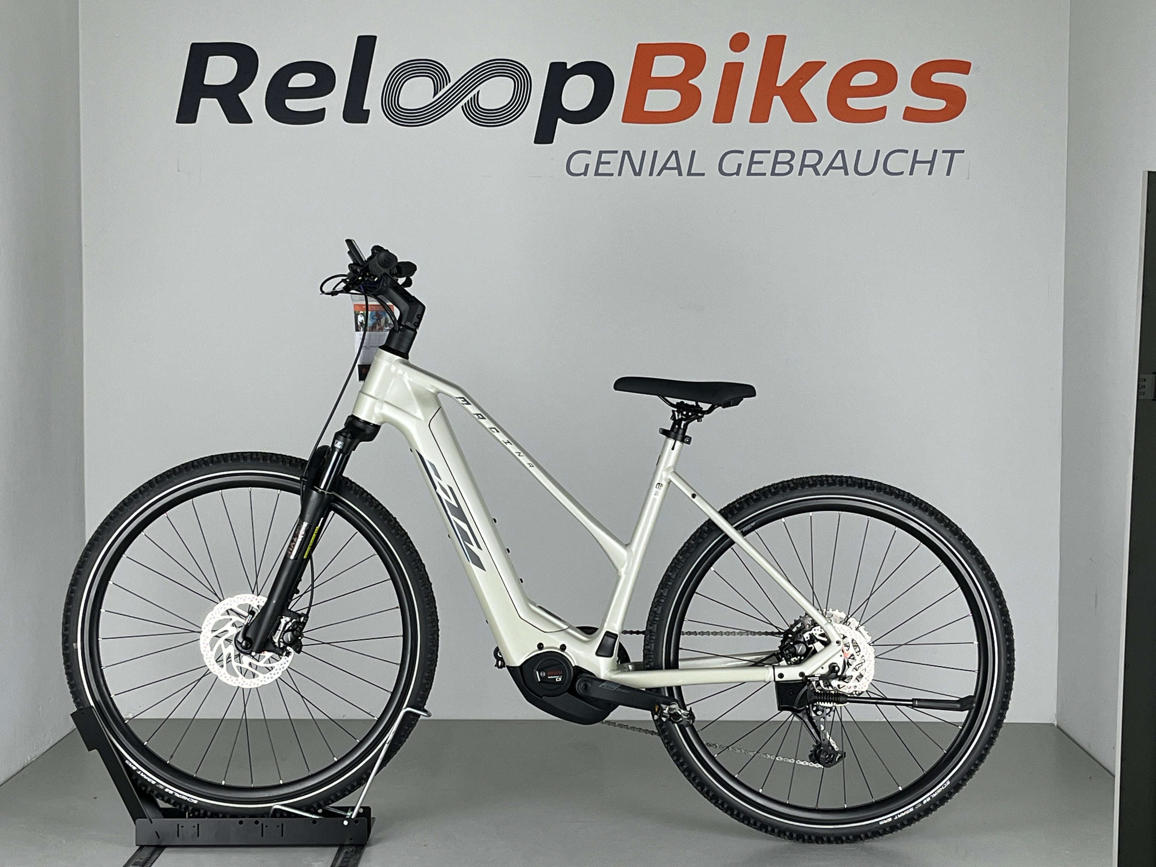 KTM Macina Cross 720