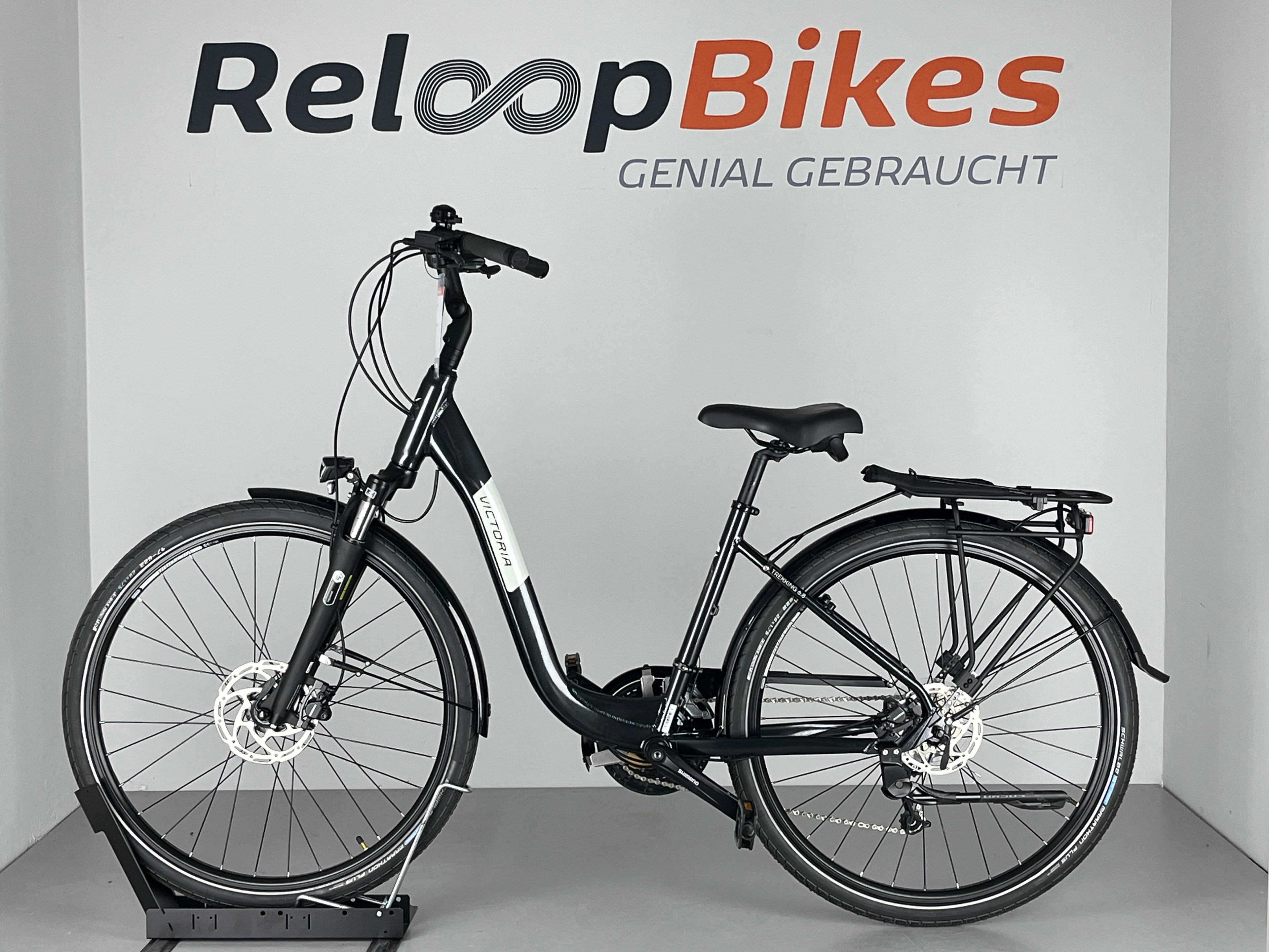 Victoria Trekking 6.8