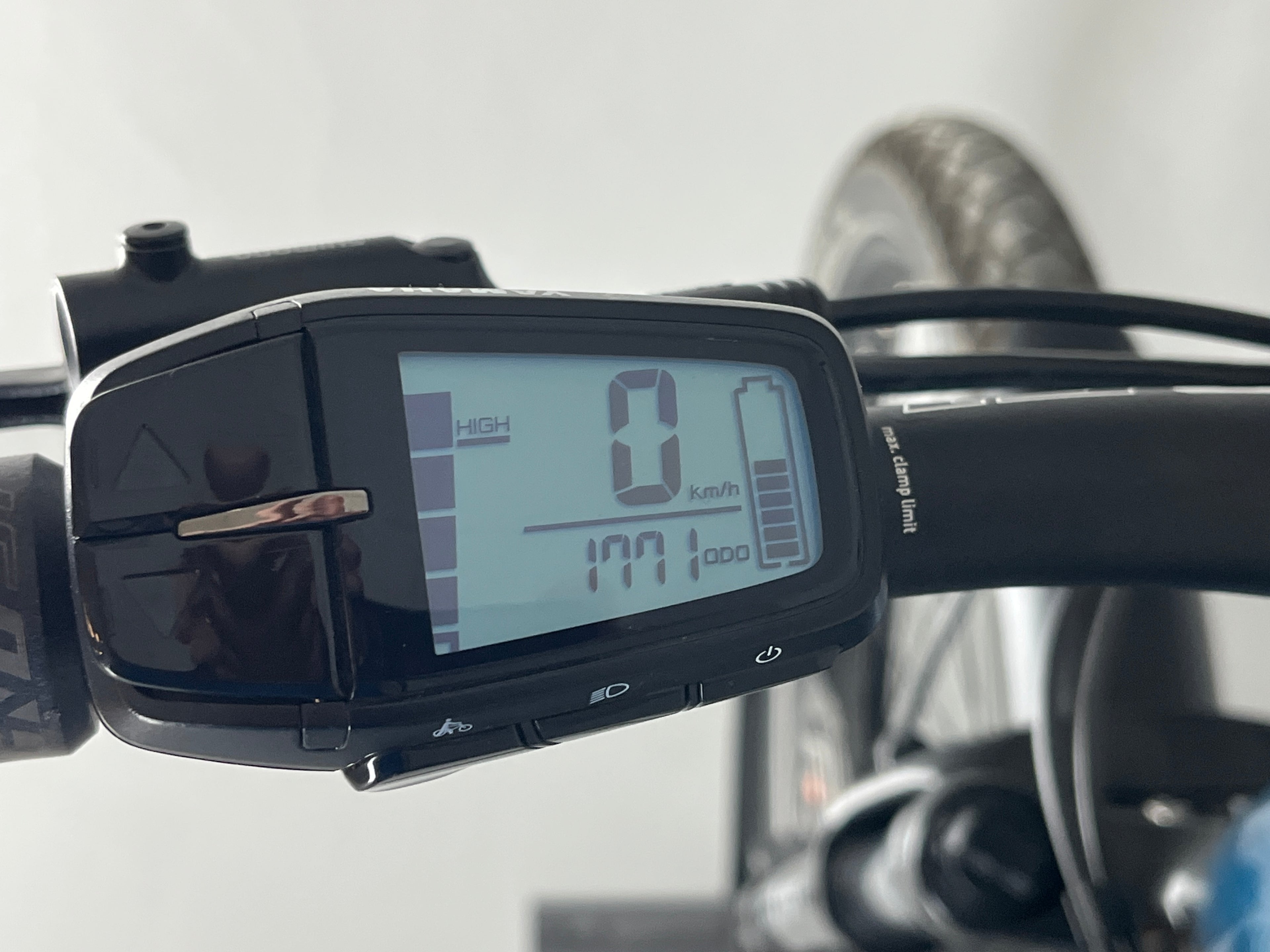 Ghost E-Teru Y Universal EQ