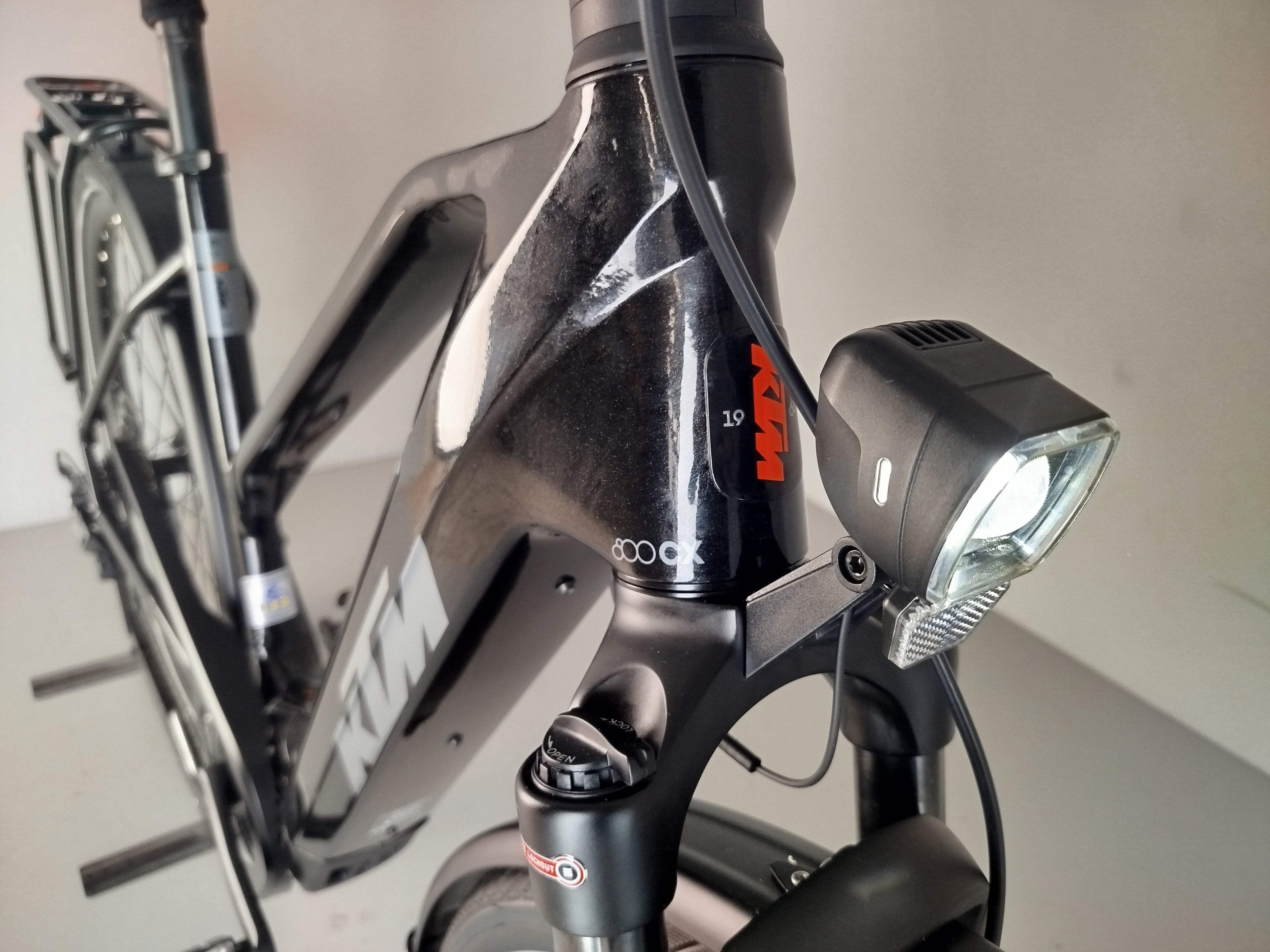 KTM Cento 10 PLus
