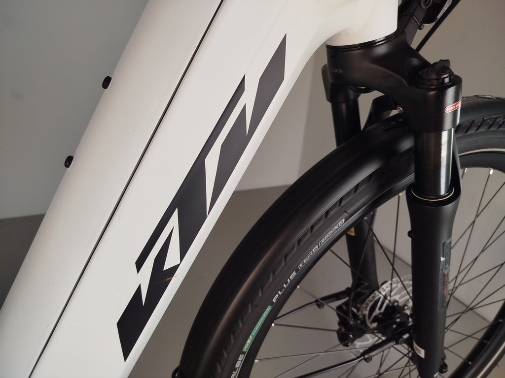 KTM Cento 10