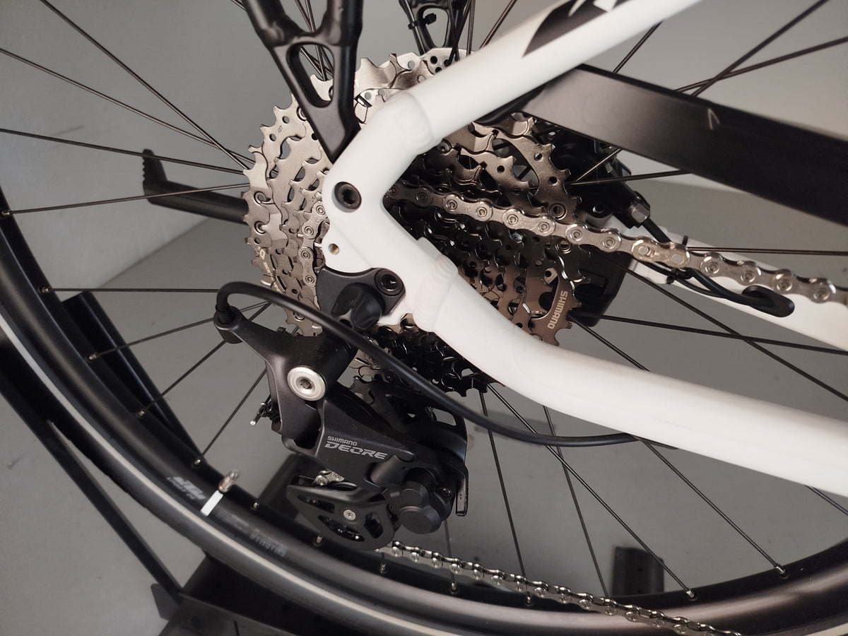 KTM Cento 10