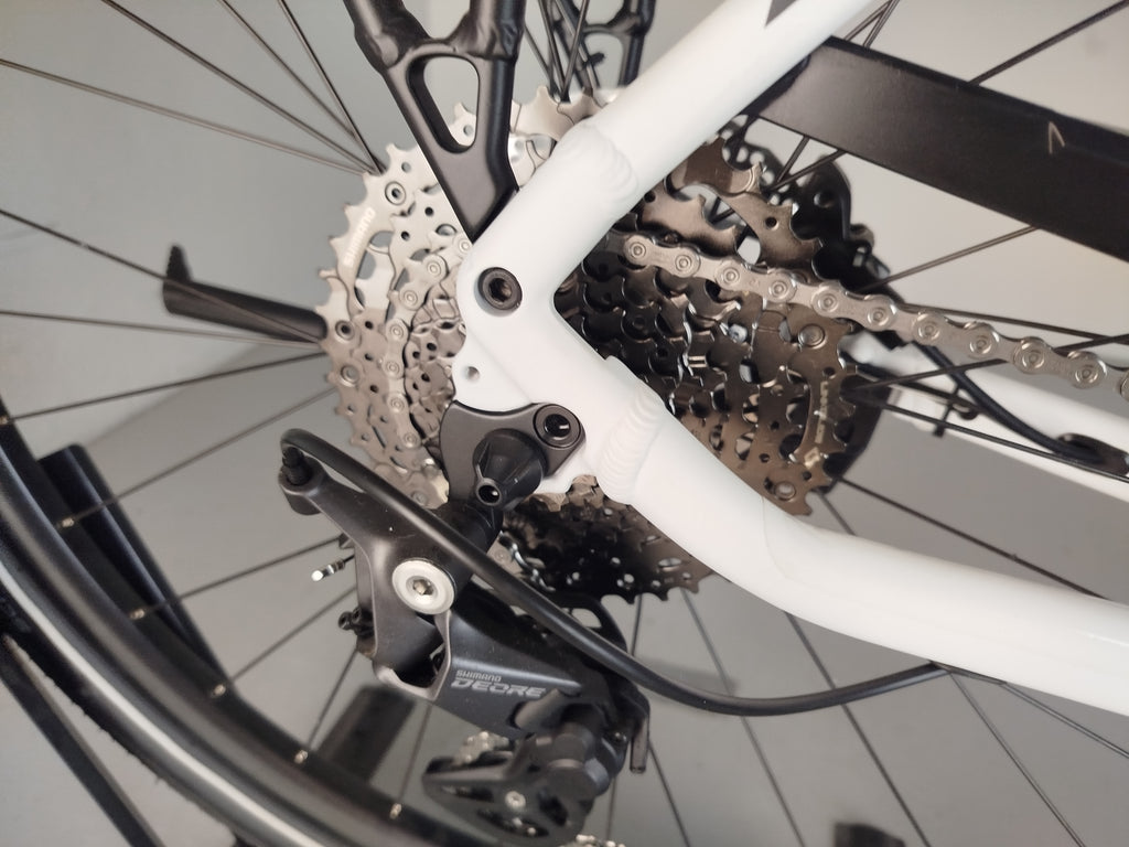 KTM Cento 10
