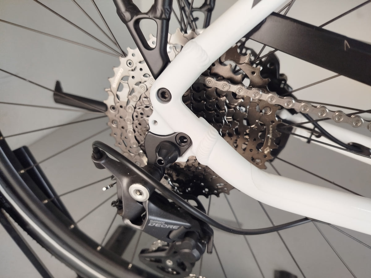 KTM Cento 10