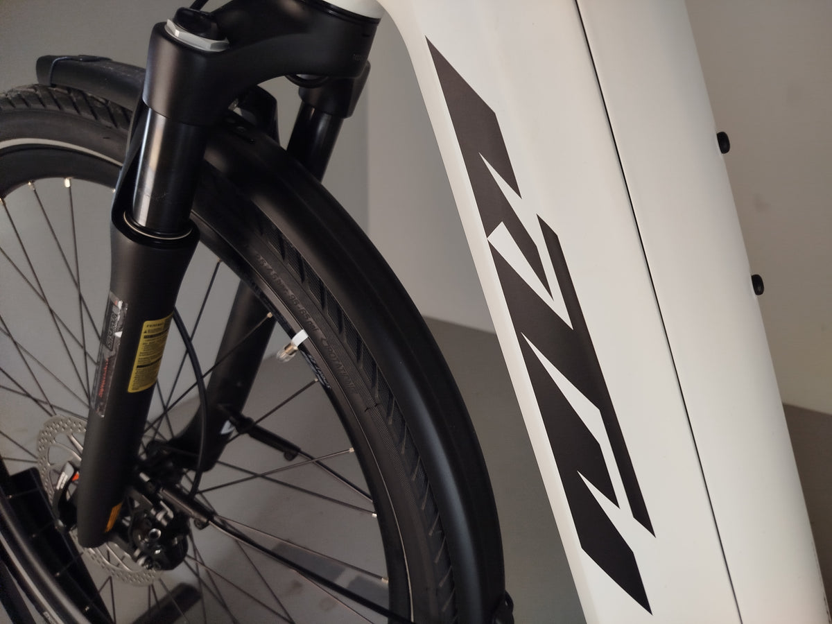 KTM Cento 10