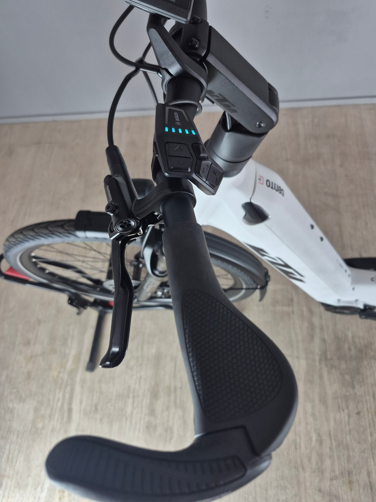 KTM Cento 10
